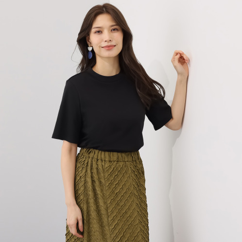 ヒロコ　デシネール　綿１００％　なめらかスムース素材　取り外しできる肩パット付　ハイネックＴシャツ