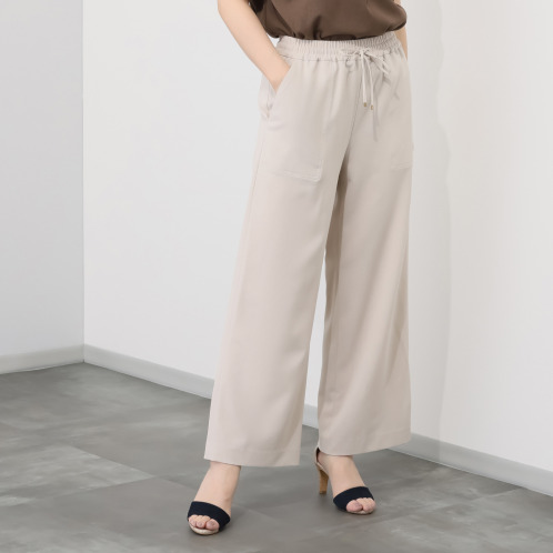 ポルトゥヴィーダ 吸水速乾・ウォッシャブル 涼し気なリネンライク イージーワイドパンツ ポルトゥヴィーダ 吸水速乾・ウォッシャブル 涼し気なリネンライク イージーワイドパンツ