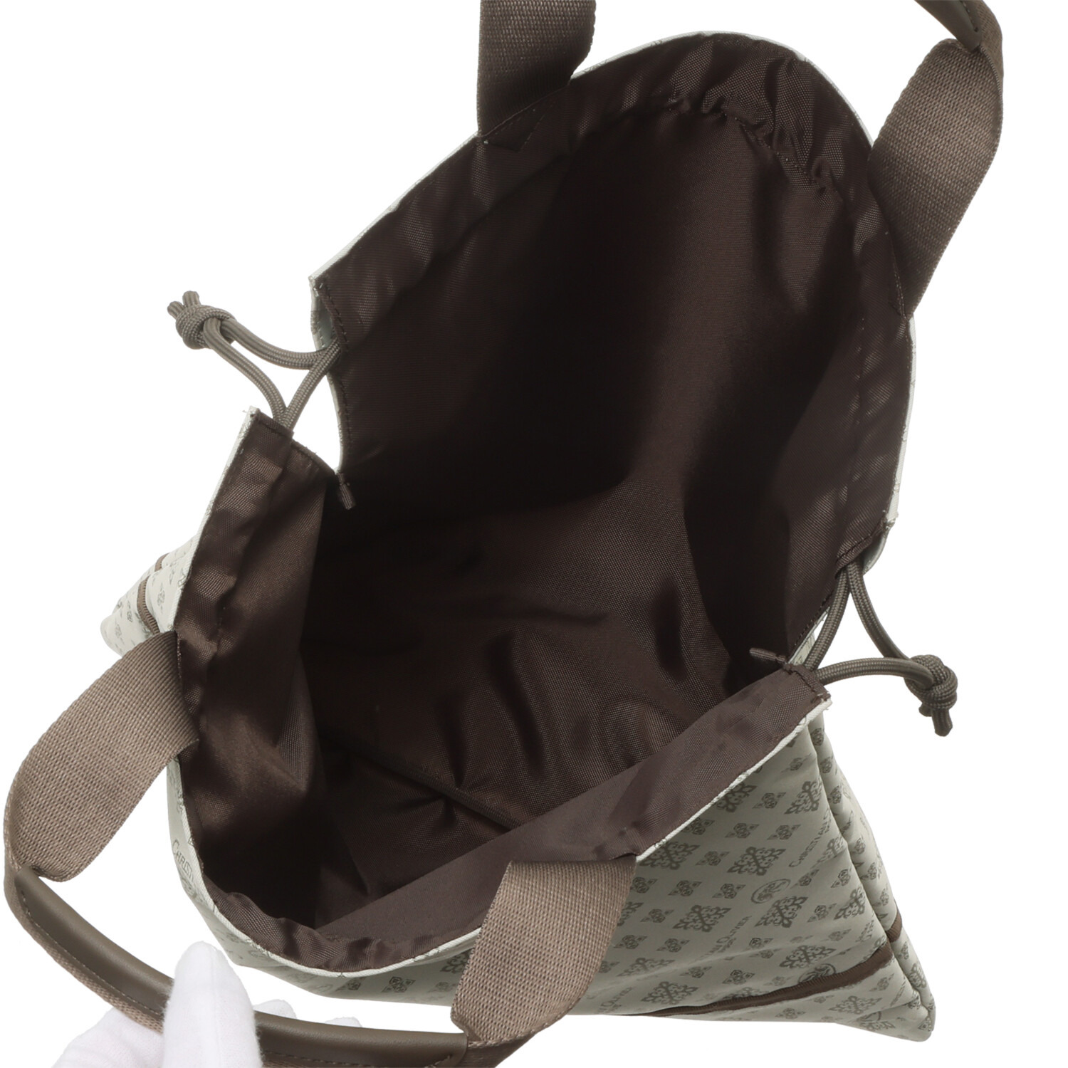 クリスチャン　オリビエ はっ水ジャガード モノグラム柄 軽量巾着式マルチバッグ