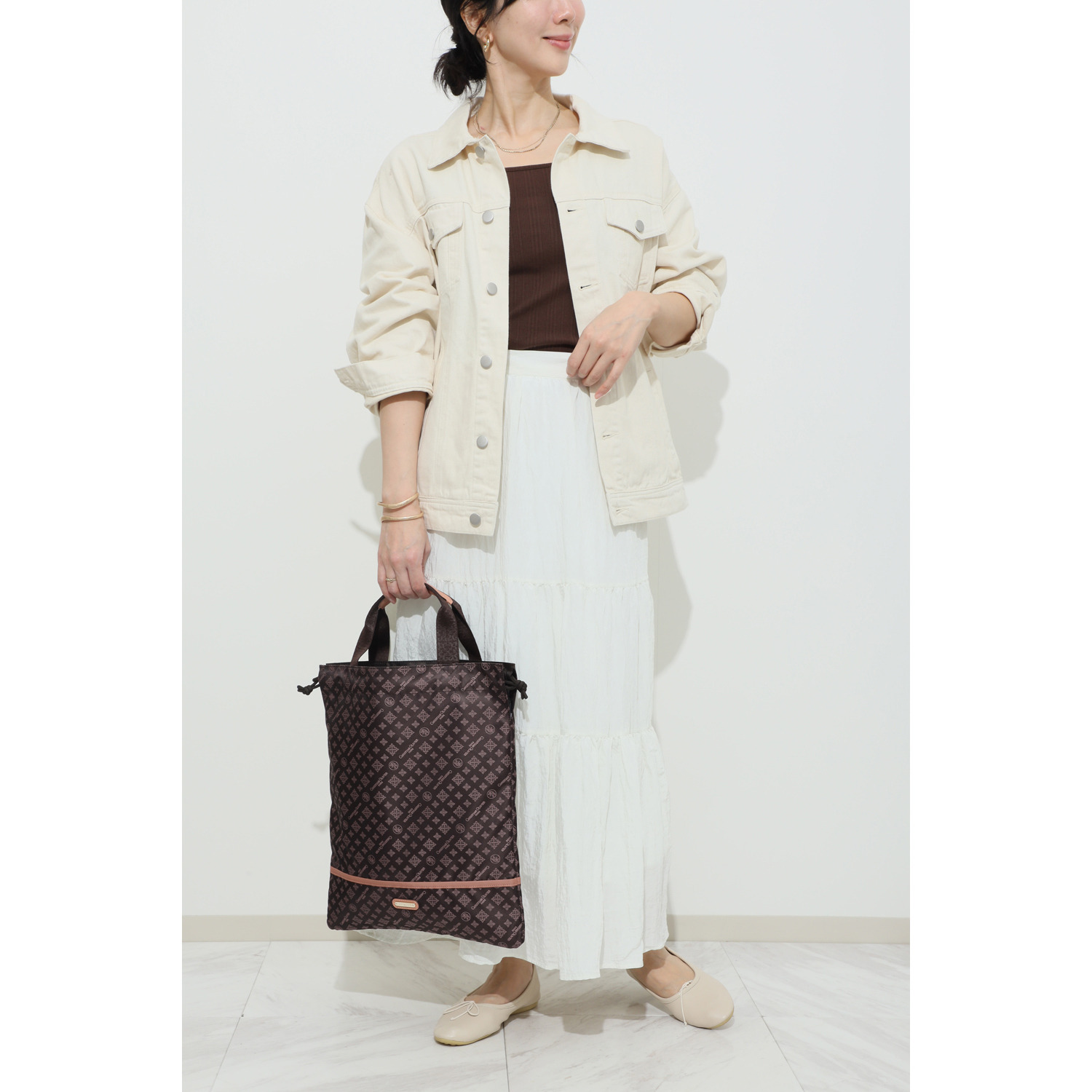 クリスチャン　オリビエ はっ水ジャガード モノグラム柄 軽量巾着式マルチバッグ