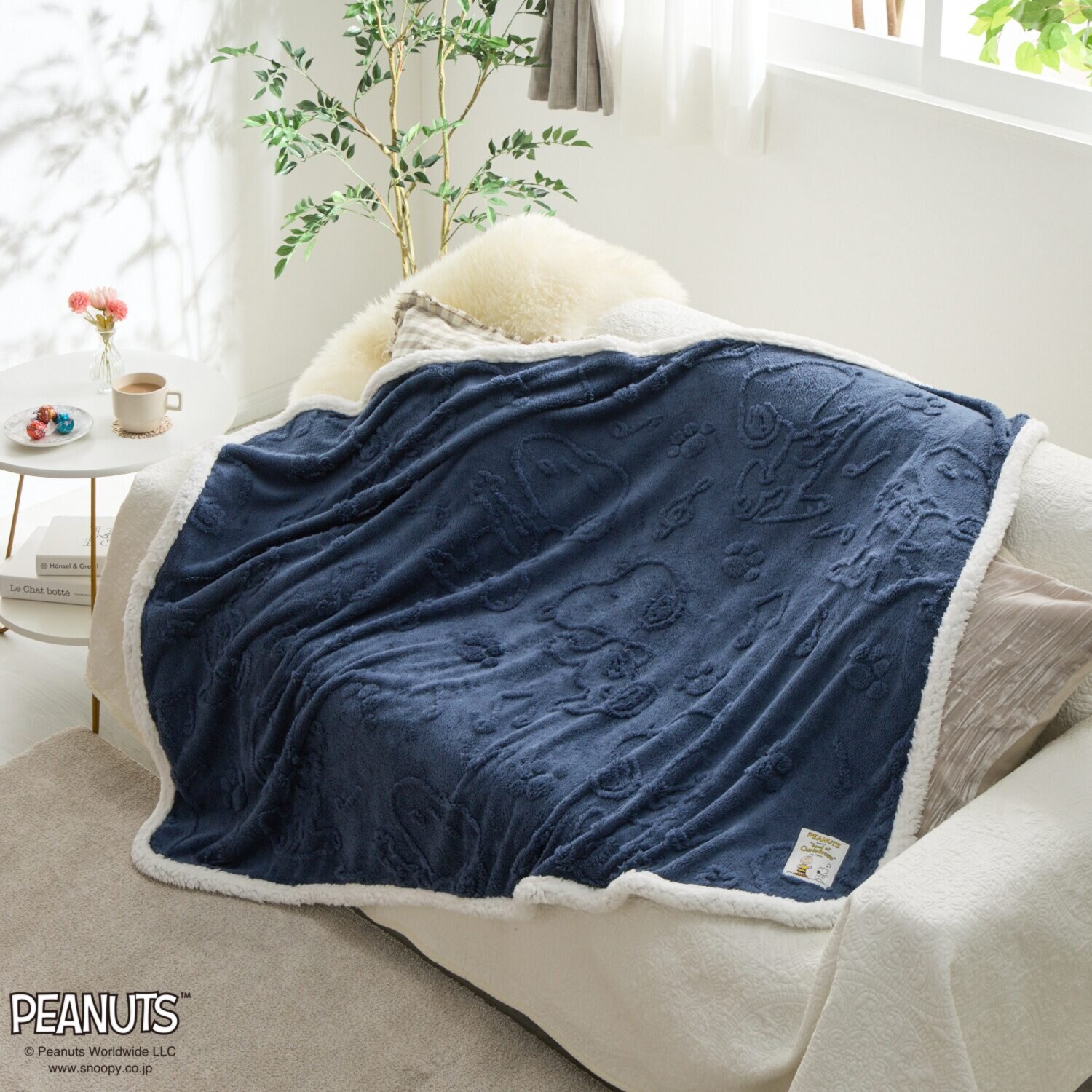 ＰＥＡＮＵＴＳ Ｄａｎｃｅ ハーフブランケット