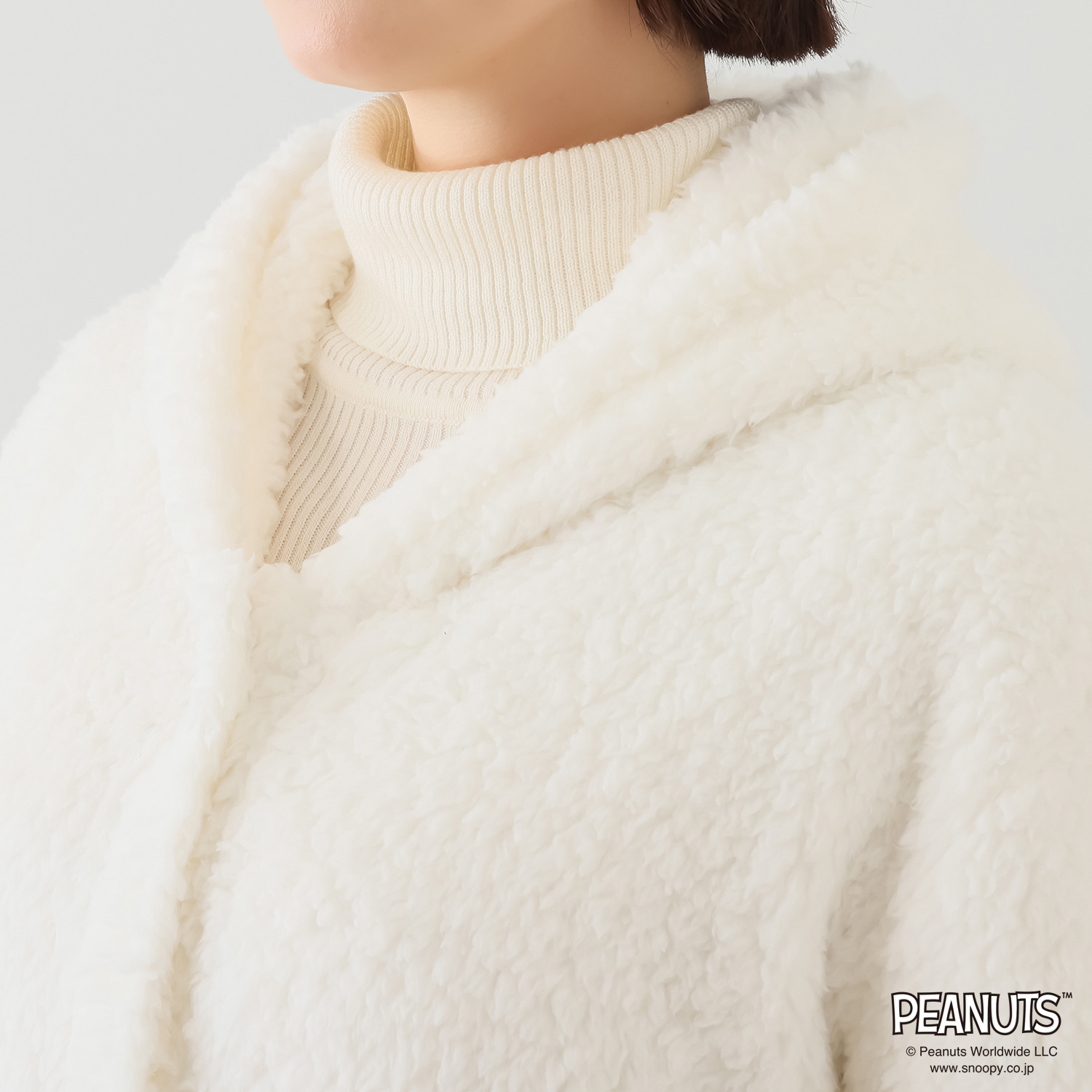 Ｓｎｏｏｐｙ　ｆａｃｅ 着る毛布