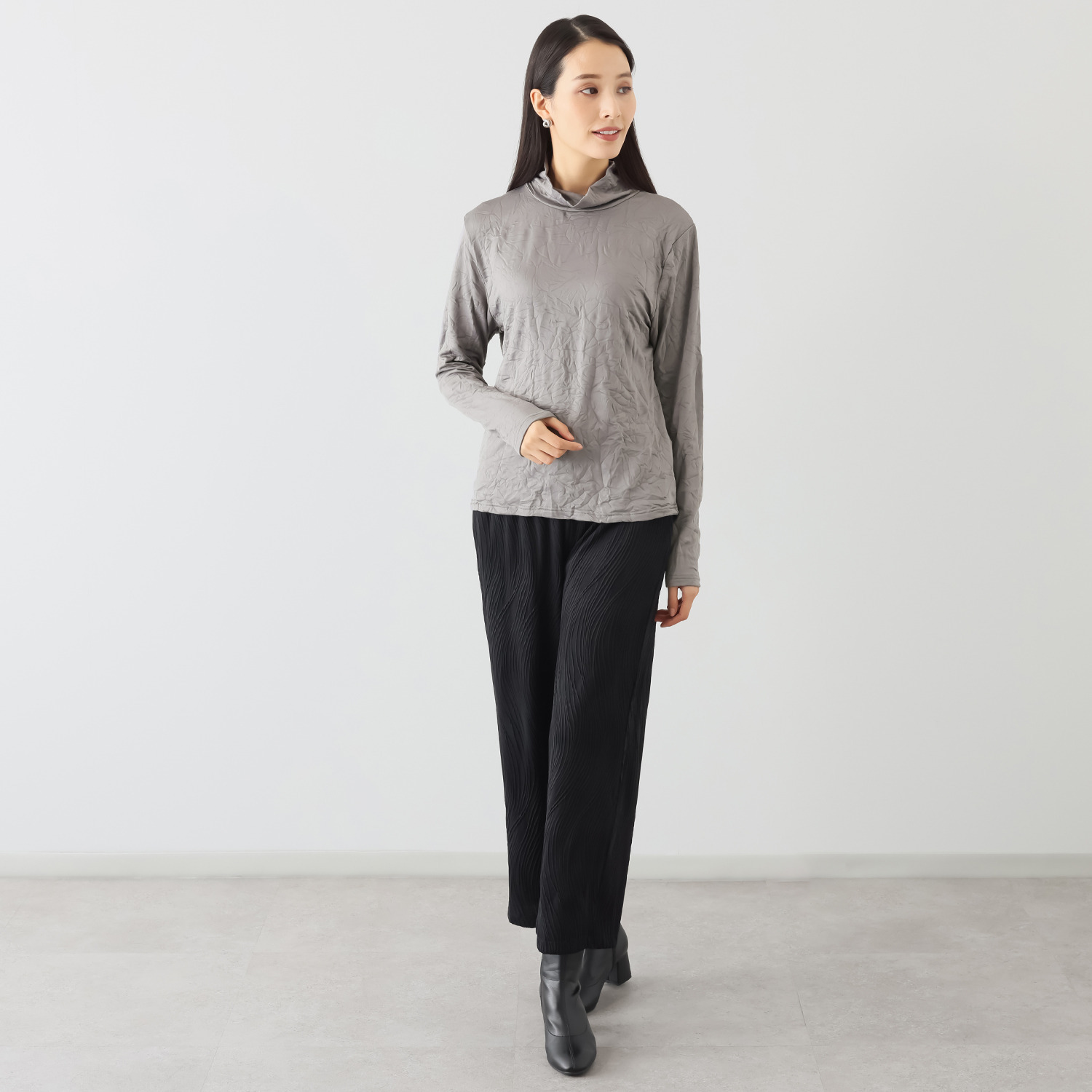 コイビトミサキ シワ加工 裏起毛 インナープルオーバー