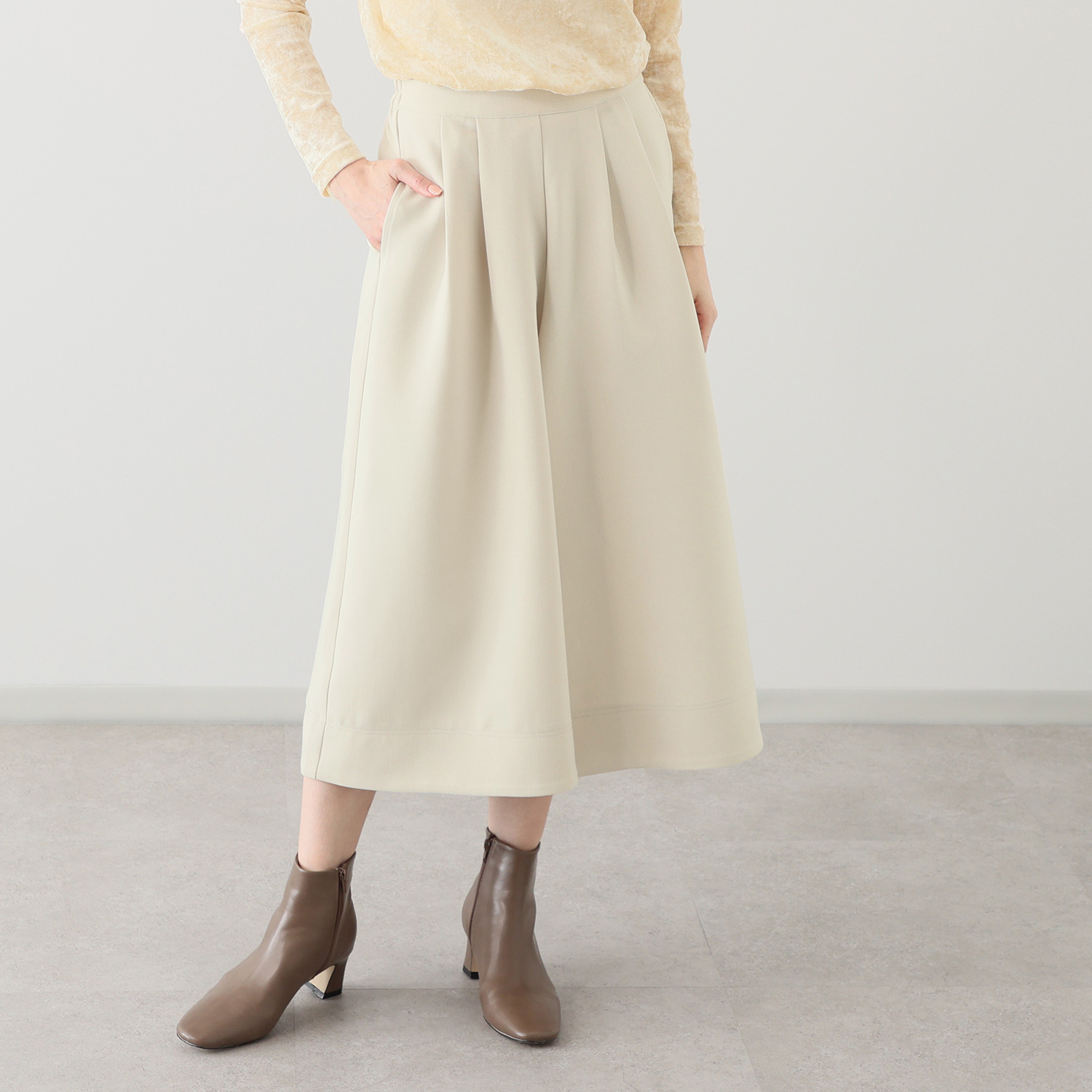 アリュメット スカーチョ