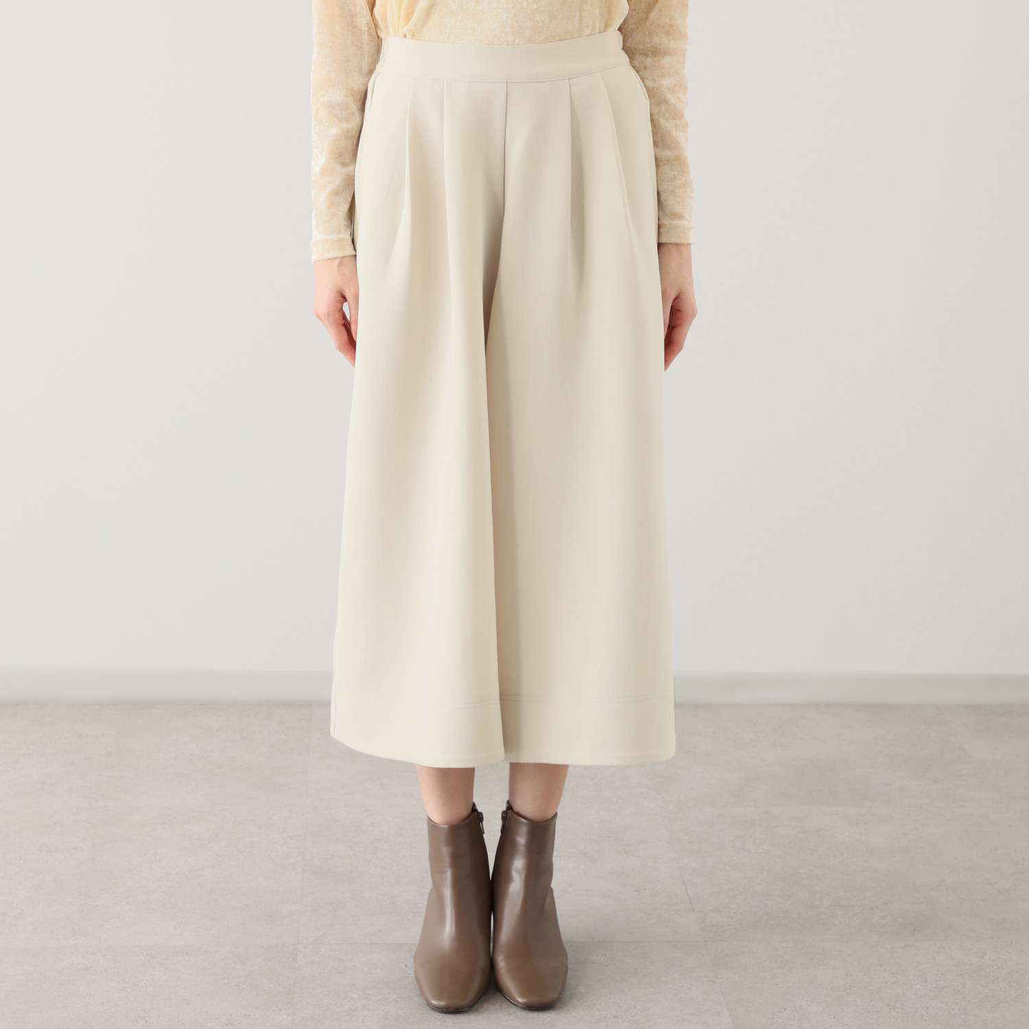 アリュメット スカーチョ