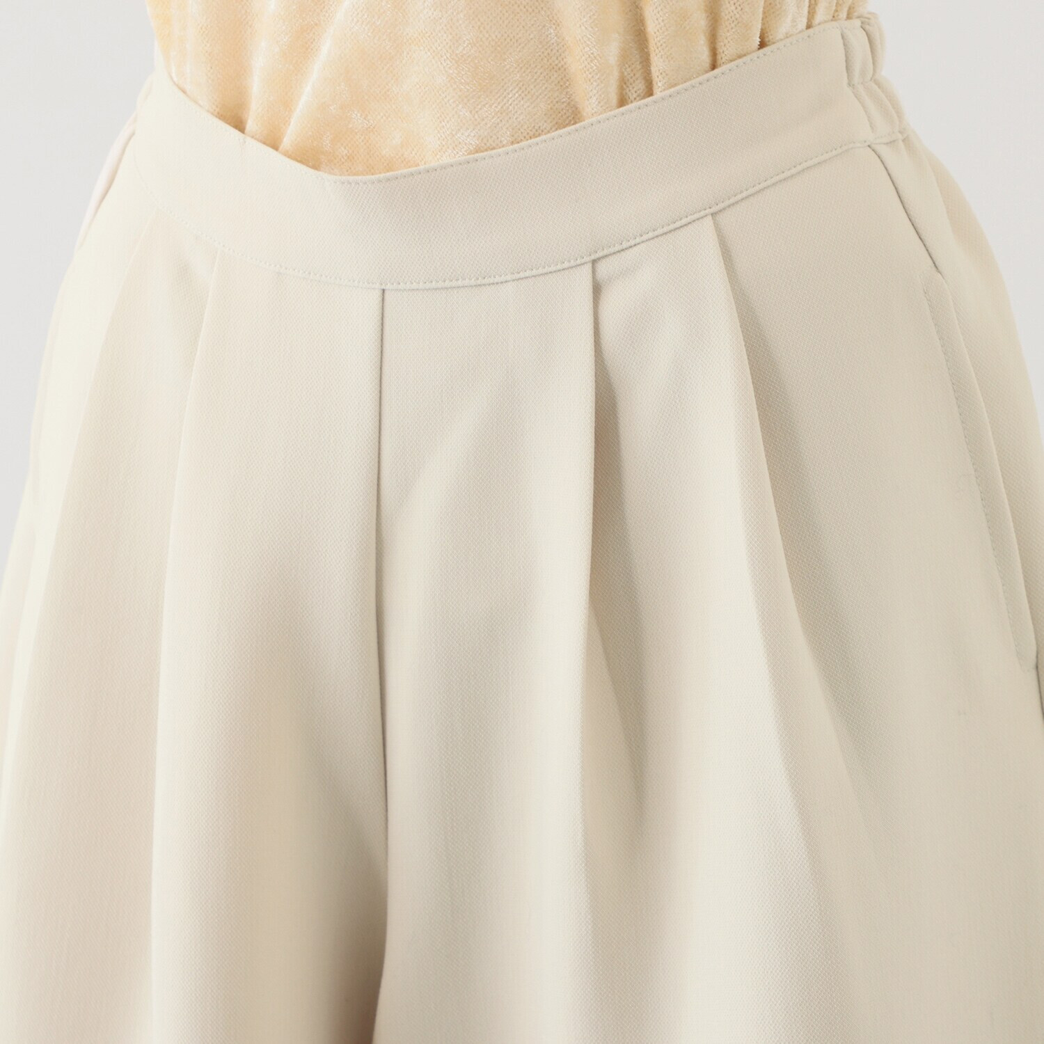 アリュメット スカーチョ