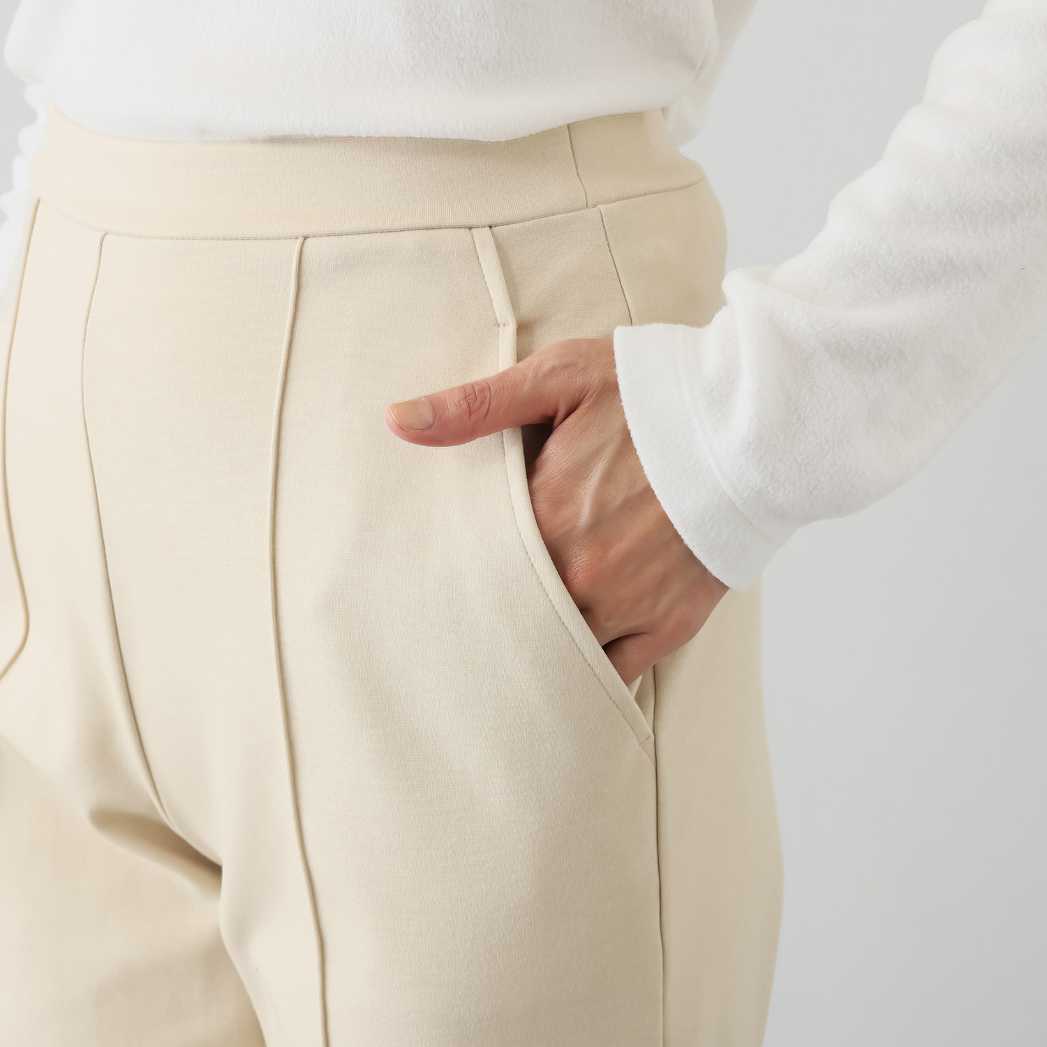 ＡＲＩＫＩ ピンタック 緩やかストレートパンツ ＜股下６６ｃｍ＞＆ 裏起毛プリント ストレートパンツ ＜股下７２ｃｍ＞