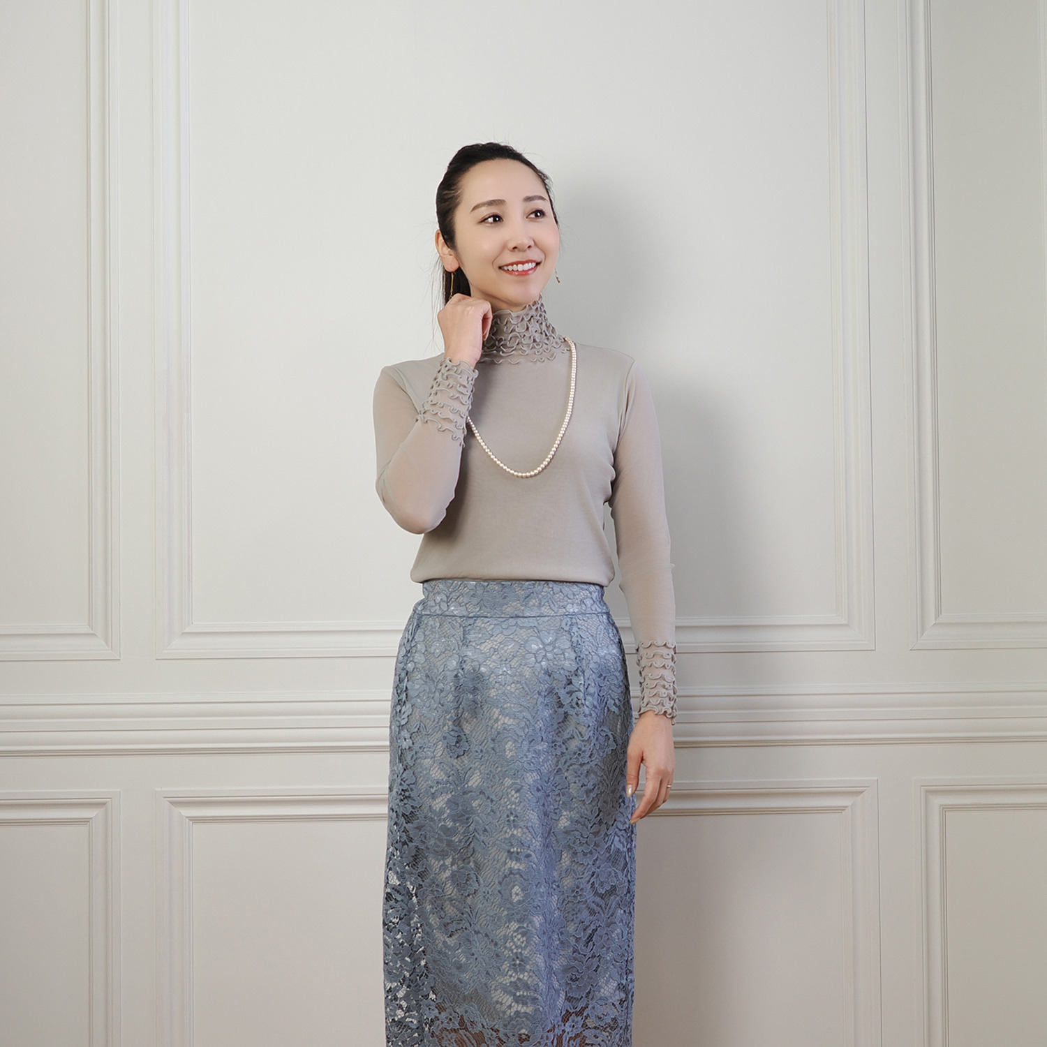 メッシュウィッシュ やわらか！　さらっと！ メッシュ素材！ フローラルネック プルオーバー