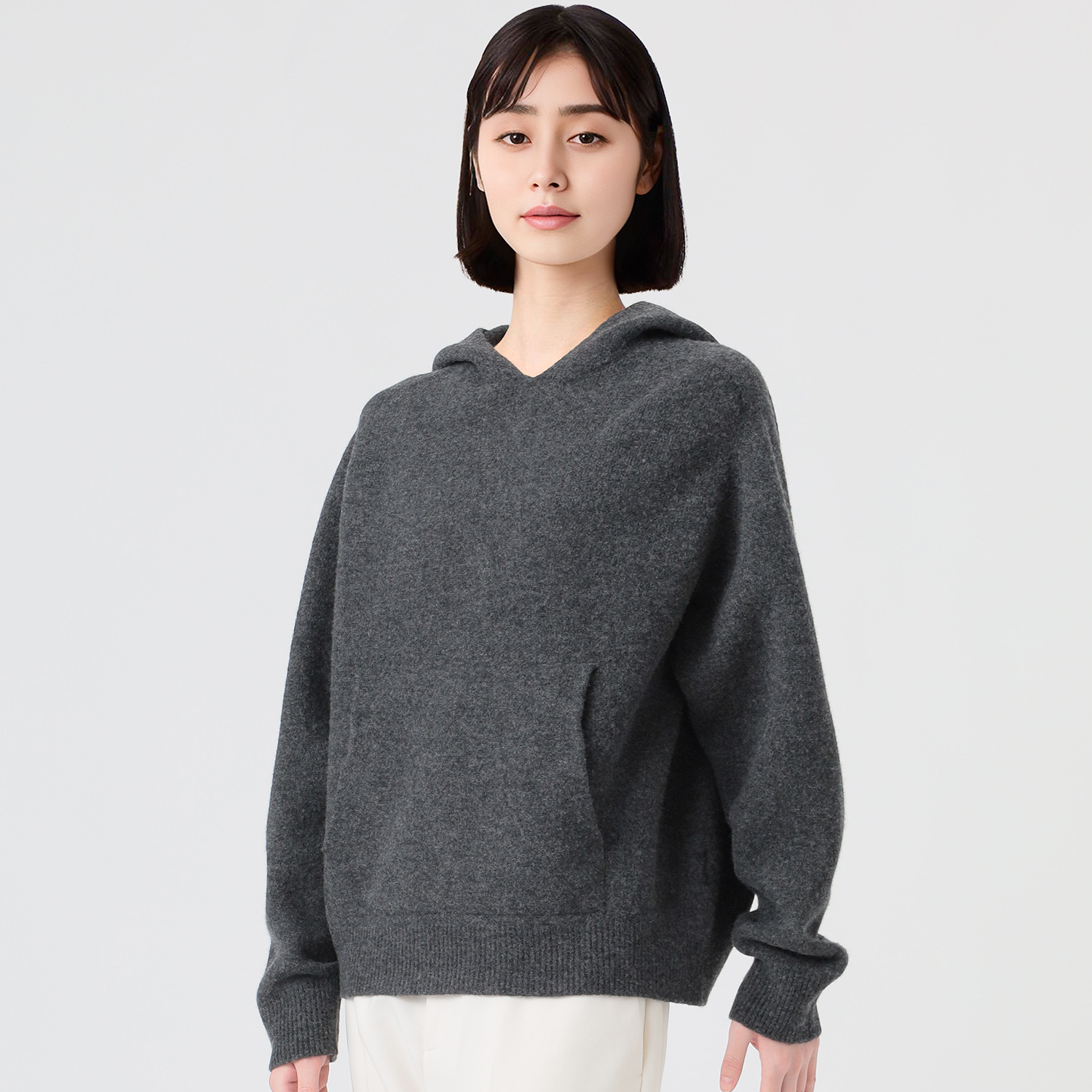 エマキュレイト 日本製 ウール１００％ ホールガーメント（Ｒ） フーディープルオーバー