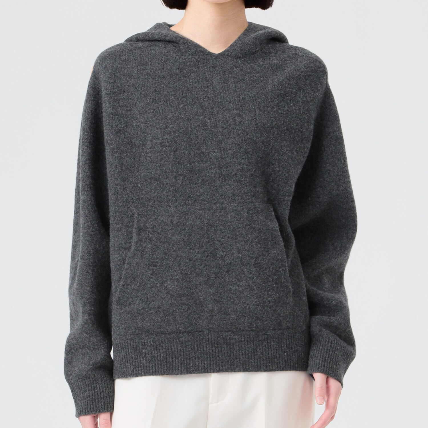 エマキュレイト 日本製 ウール１００％ ホールガーメント（Ｒ） フーディープルオーバー