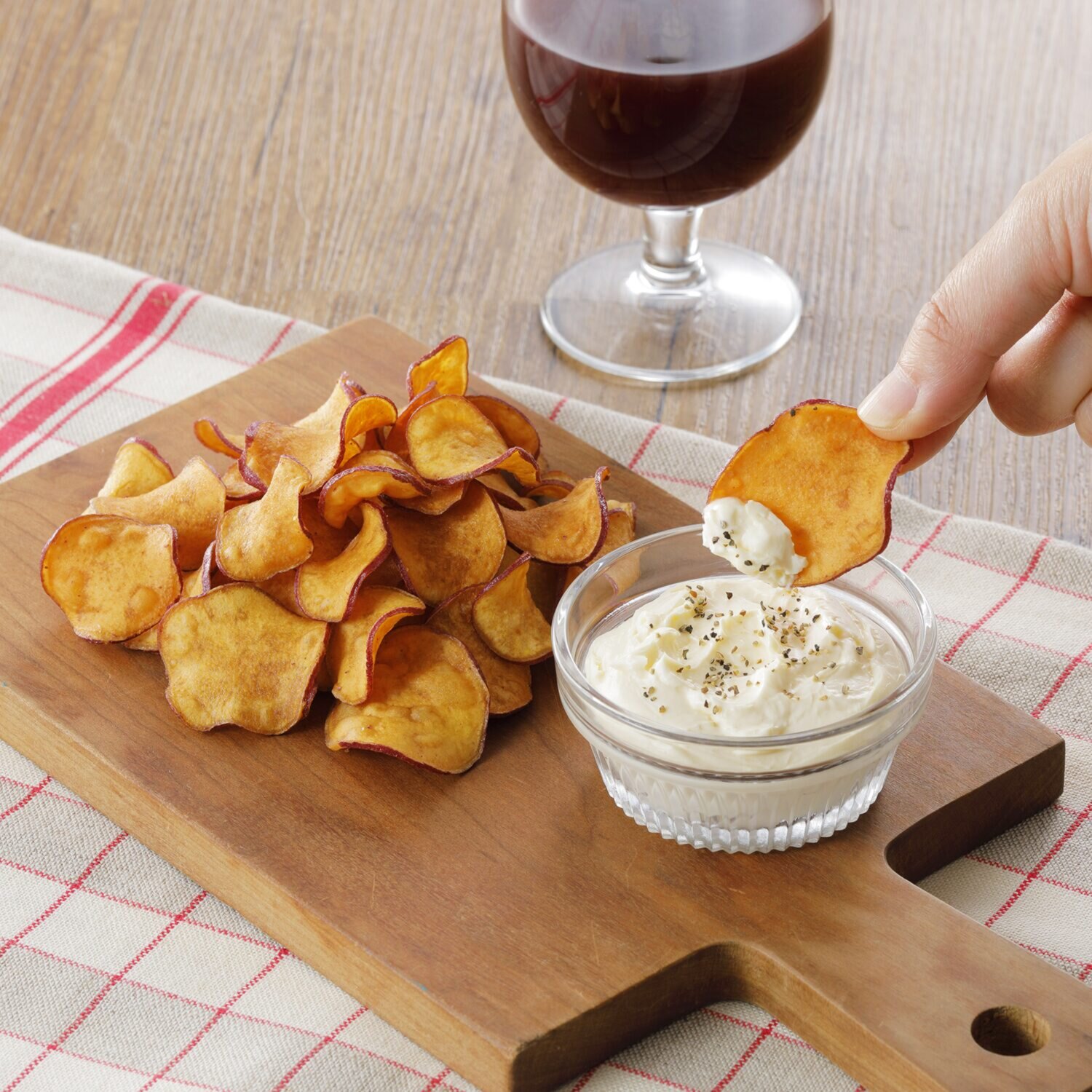 徳島＜農家ソムリエ〜ず＞ カリッと！あと引くうまさ 徳島県産 なると金時チップス