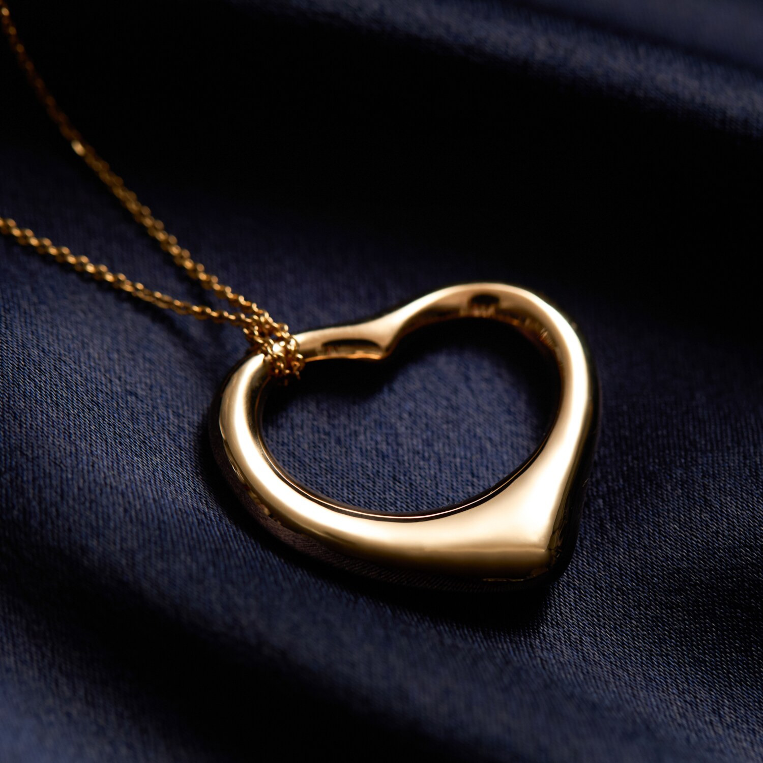 エムイー・ブリランテ １８Ｋハートモティーフ＆ ステンレスチェーン ペンダント ＜Ｌ＞