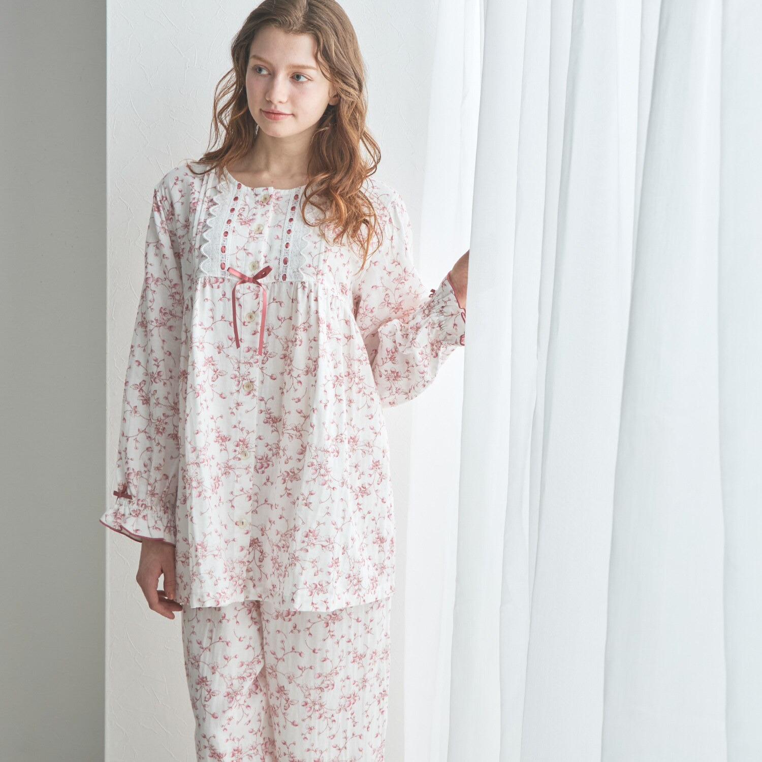 ナルエー コットン１００％ ダブルガーゼ ベリーガーデン パジャマ