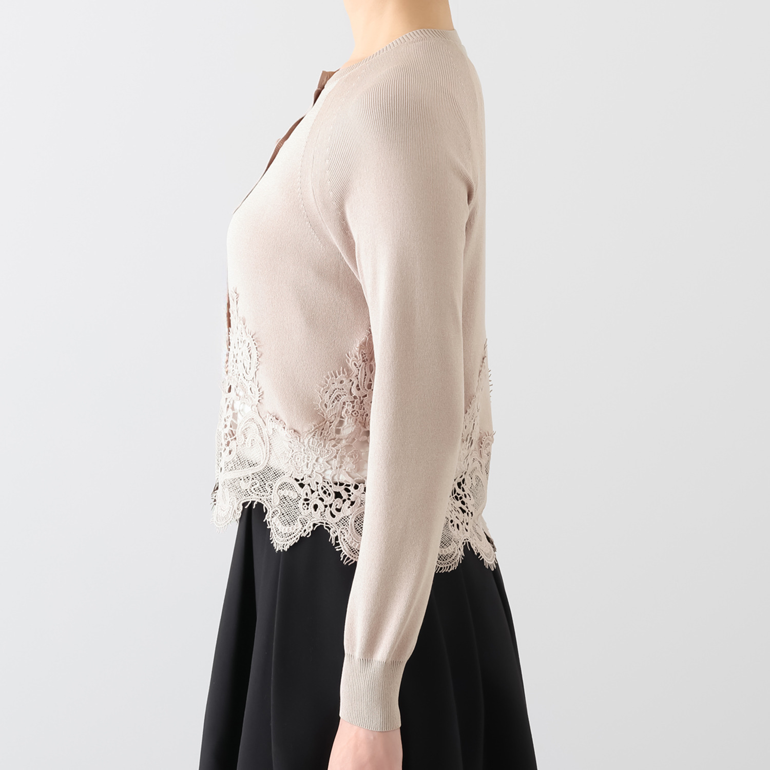 クリス・セリーン 美しいレース模様が 引き立つ ニットカーディガン