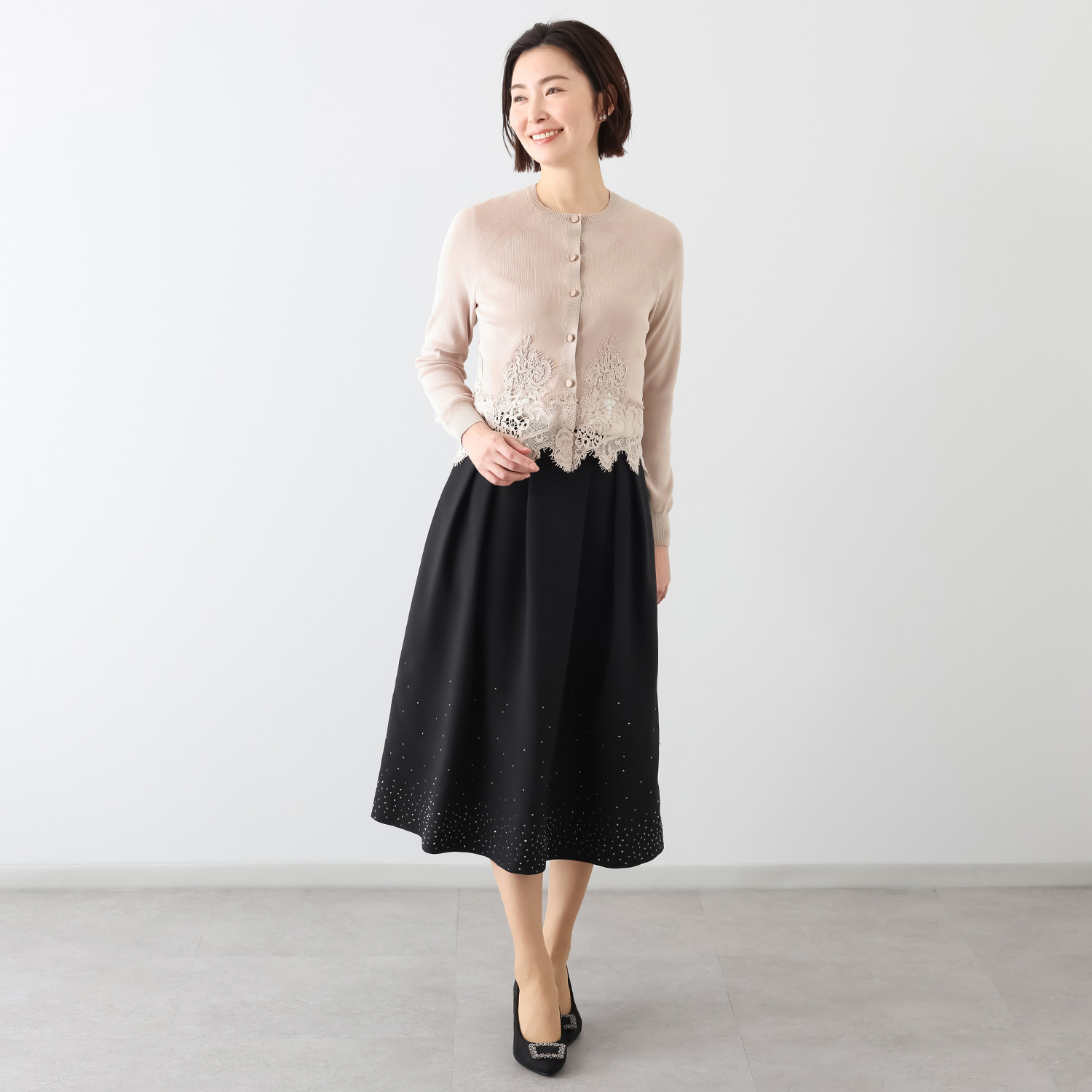 クリス・セリーン 美しいレース模様が 引き立つ ニットカーディガン