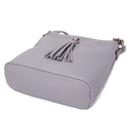 ラルジュ タッセル付 フェイクレザー ショルダーバッグ