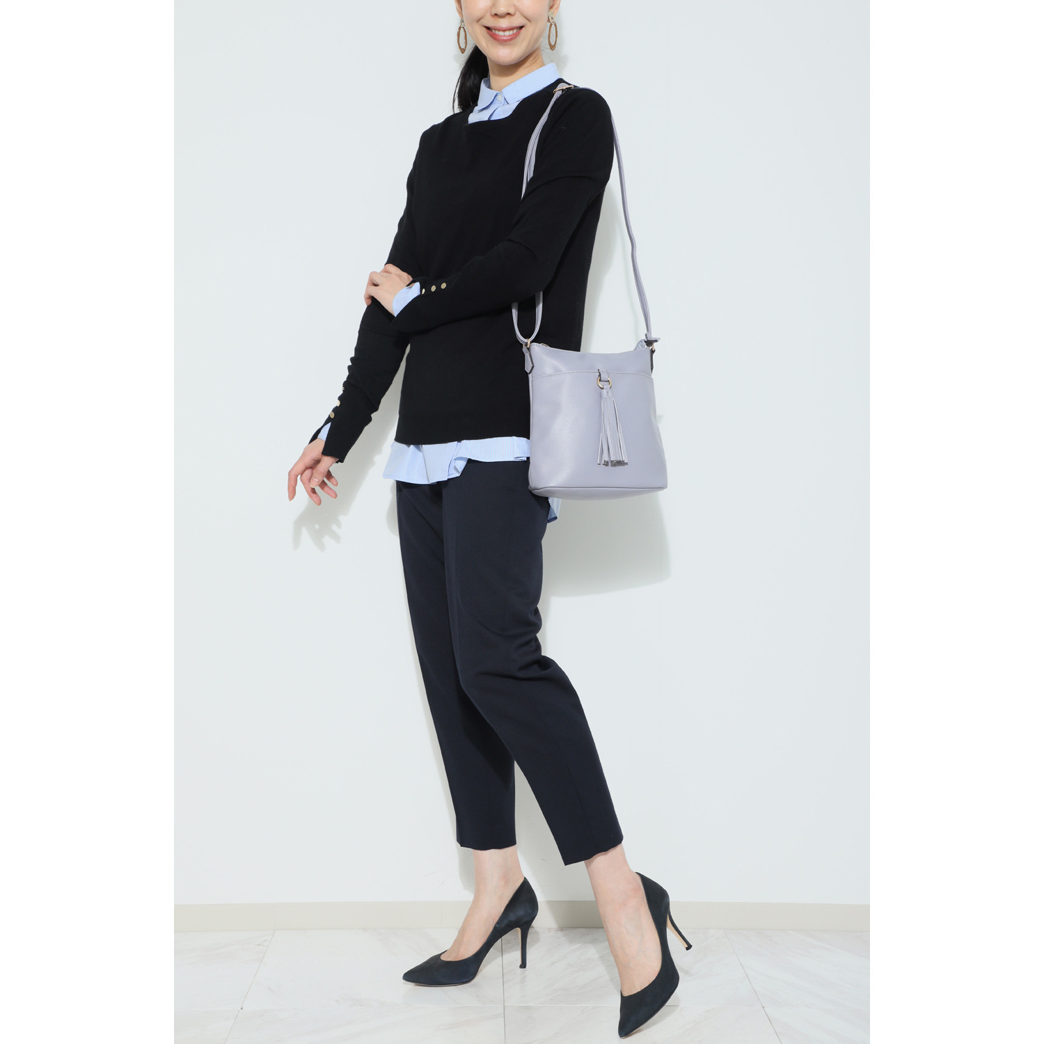 ラルジュ タッセル付 フェイクレザー ショルダーバッグ