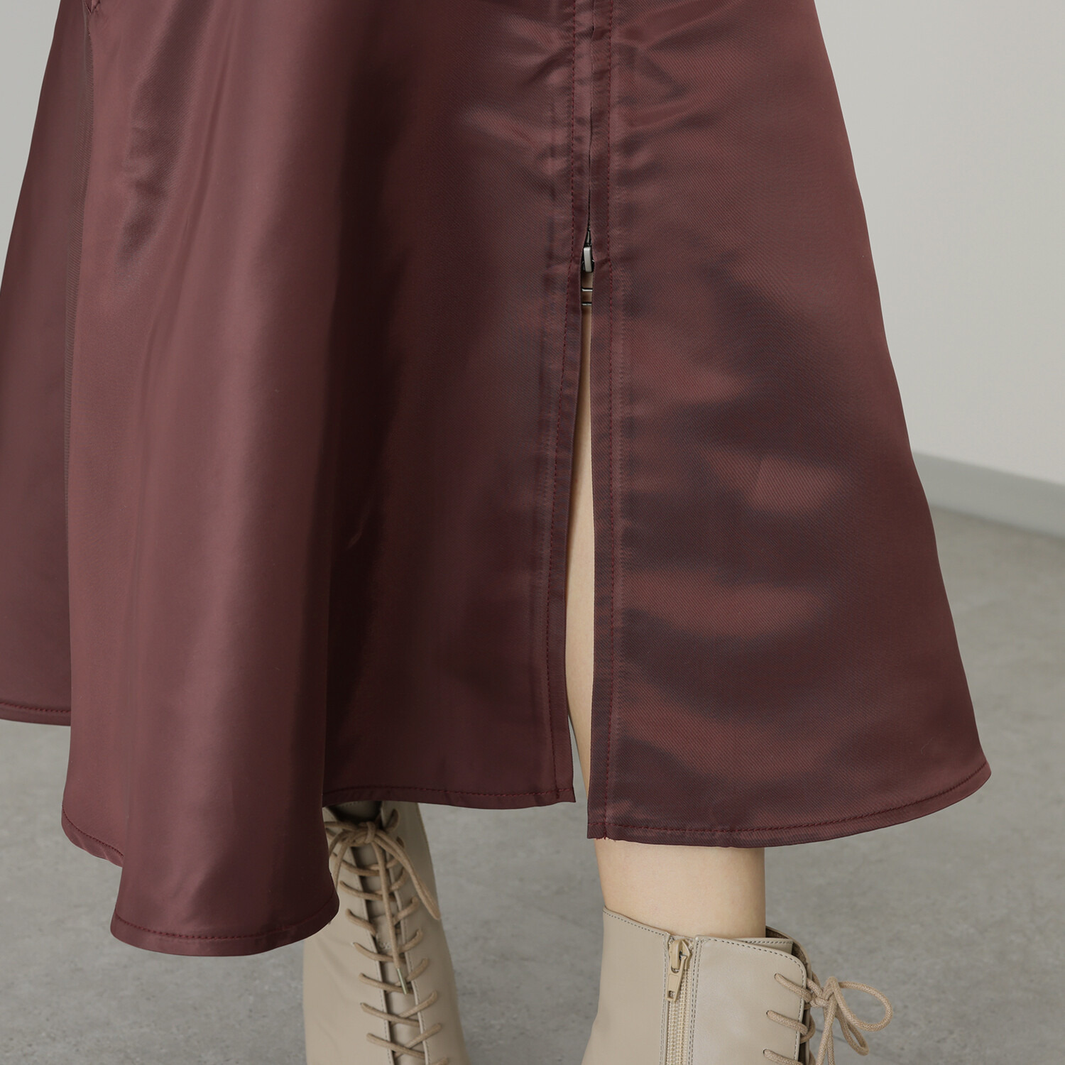 マダムミーナ シャイニーツイル フロントジップ ソフトマーメイド ジャンパースカート