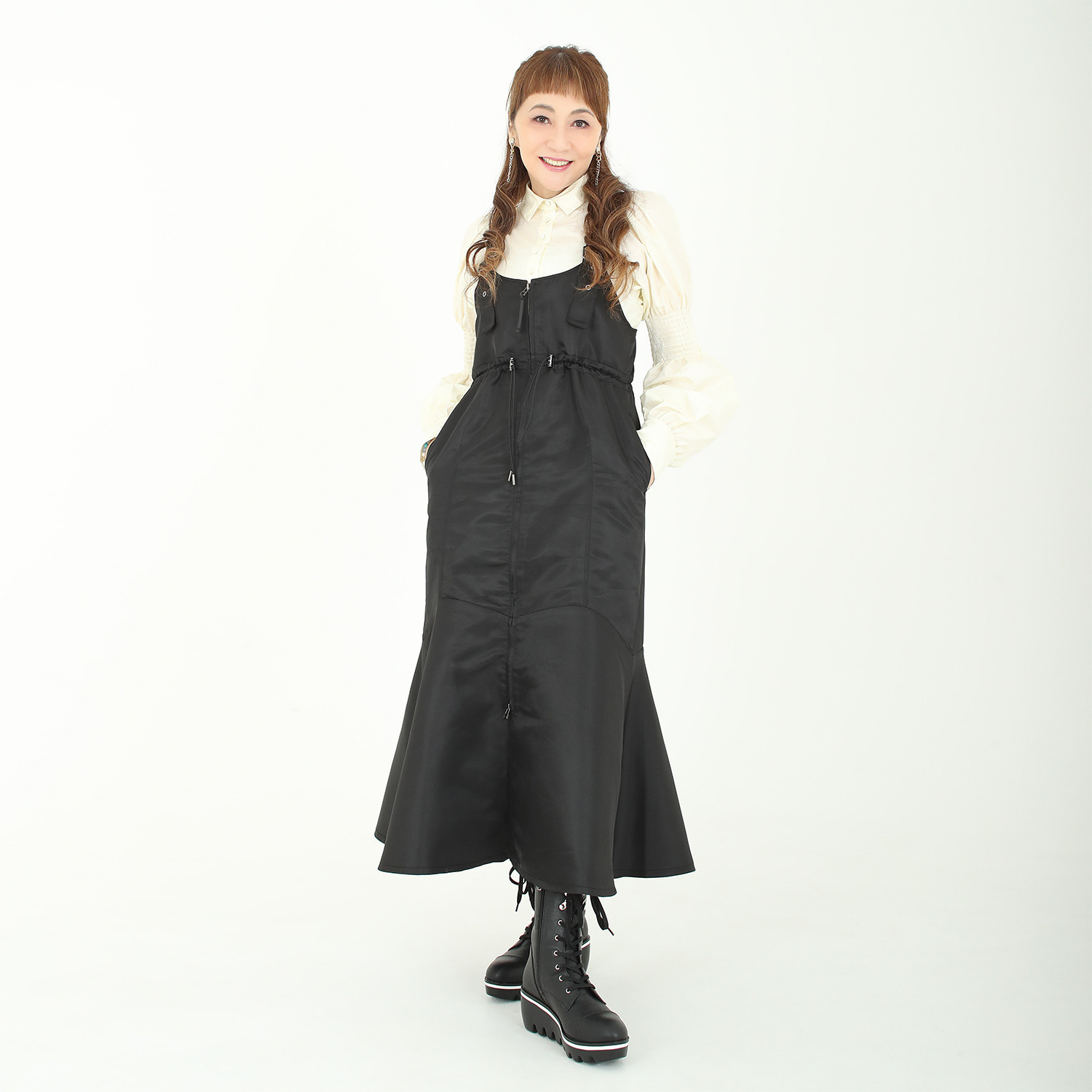 マダムミーナ クリスタルワッシャー シャーリングアクセント バルーンスリーブ ブラウス