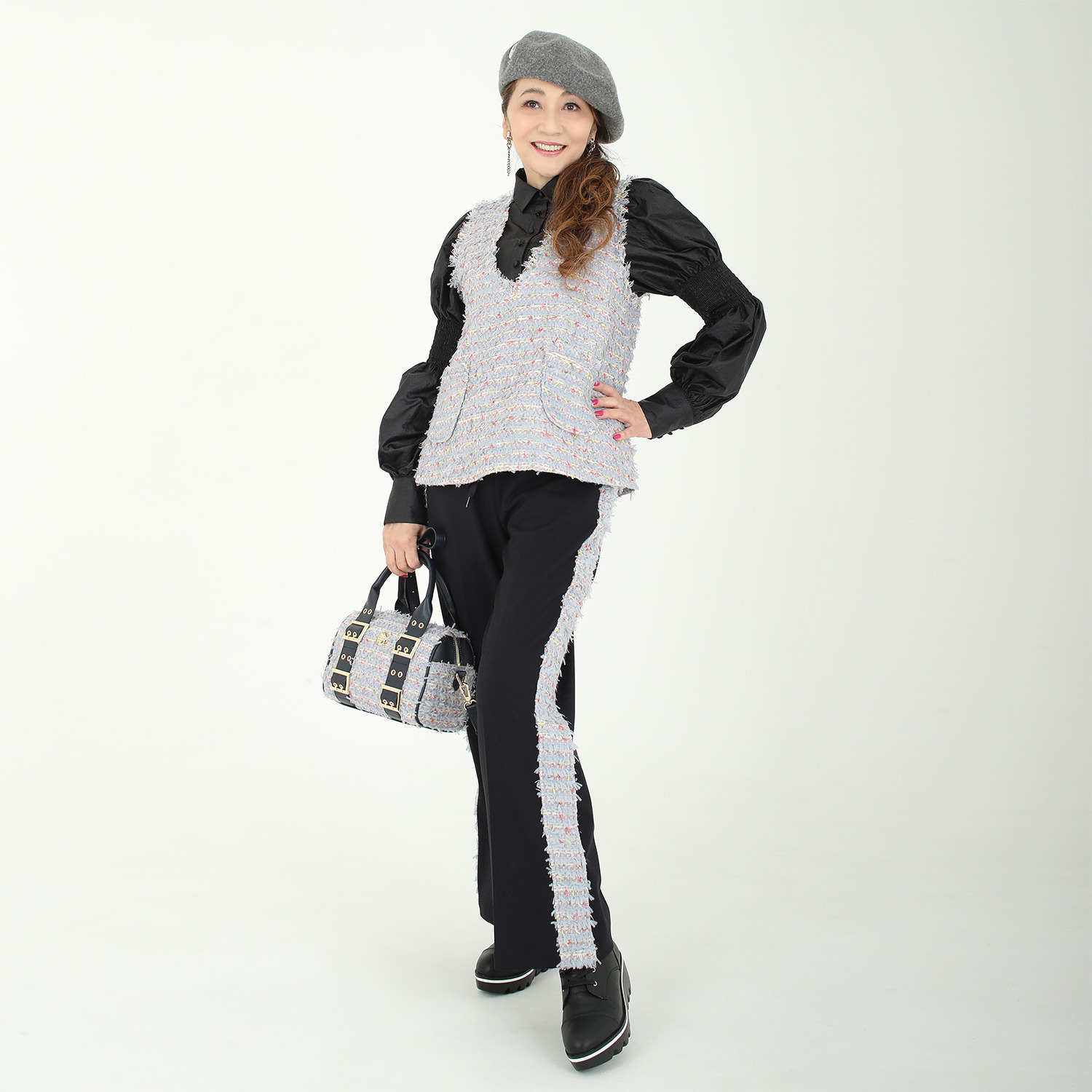 マダムミーナ クリスタルワッシャー シャーリングアクセント バルーンスリーブ ブラウス