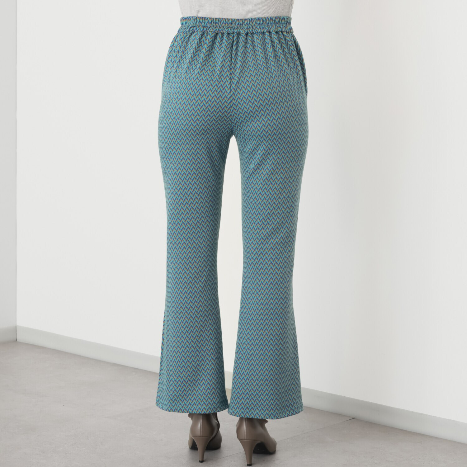 美ｓｕｓａｂｉ ニットジャガード 配色ヘリンボーン柄 ソフトフレアーパンツ