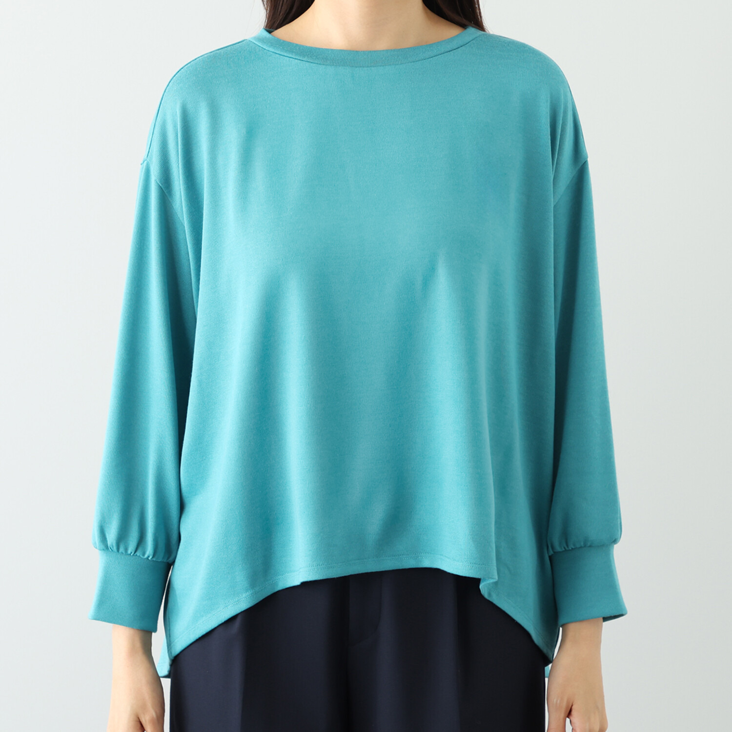 シルバーミントシュガー ボディーラインを 完全カバー バランスですっきり見え 梳毛調天竺 シンプルプルオーバー