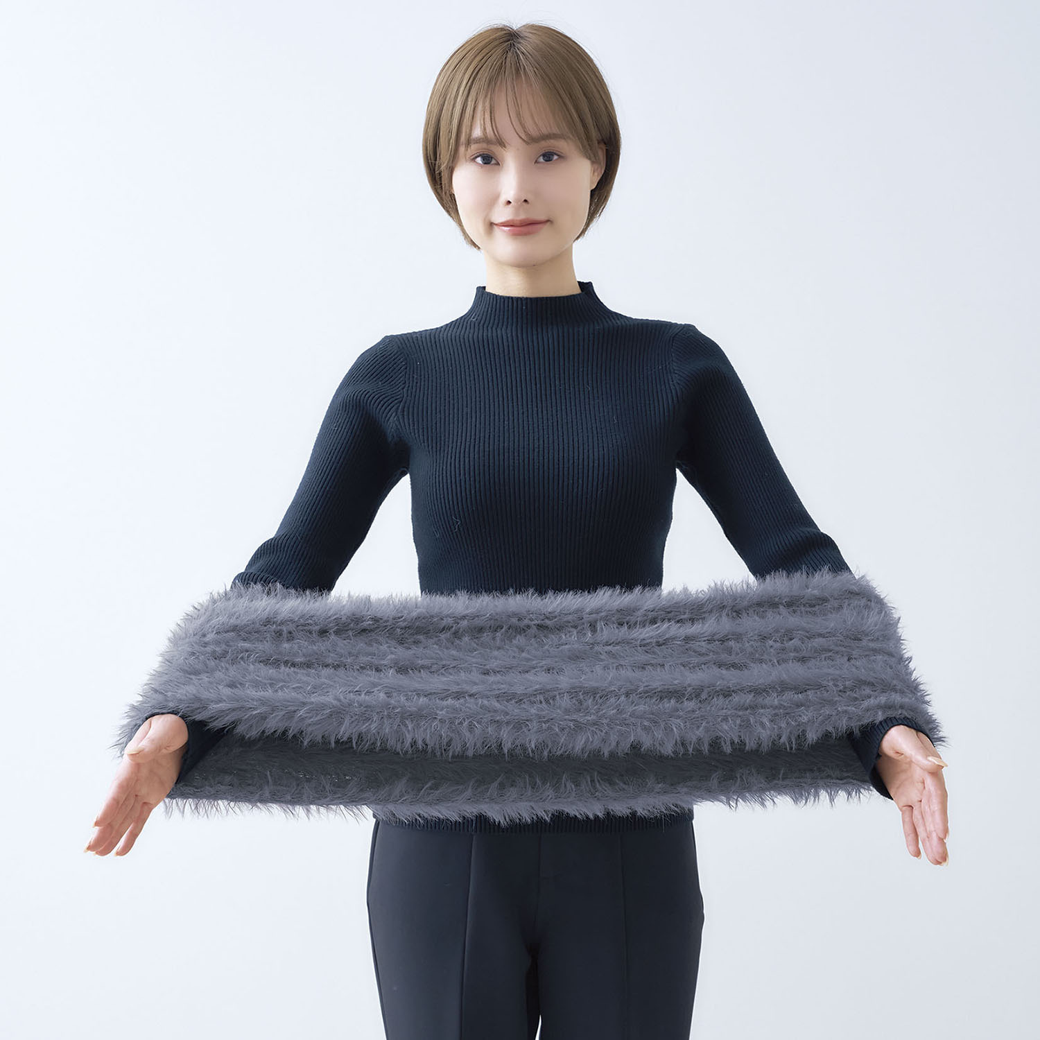 ６ｗａｙ仕様の使える おしゃれな冬の相棒 Ｍｉｒａｃｌｅ　Ｂｏａ マルチストール