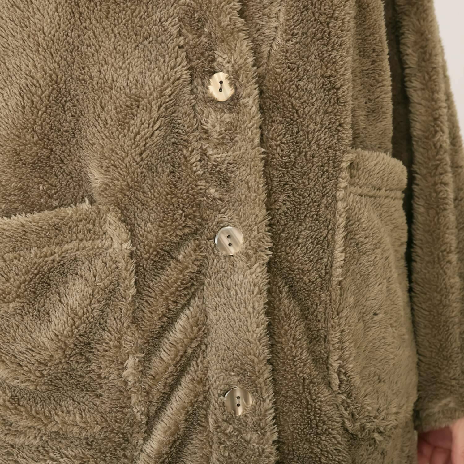 軽くてふわふわで あったか！ マイクロファー めがねポケット付 Ｖ開きガウン