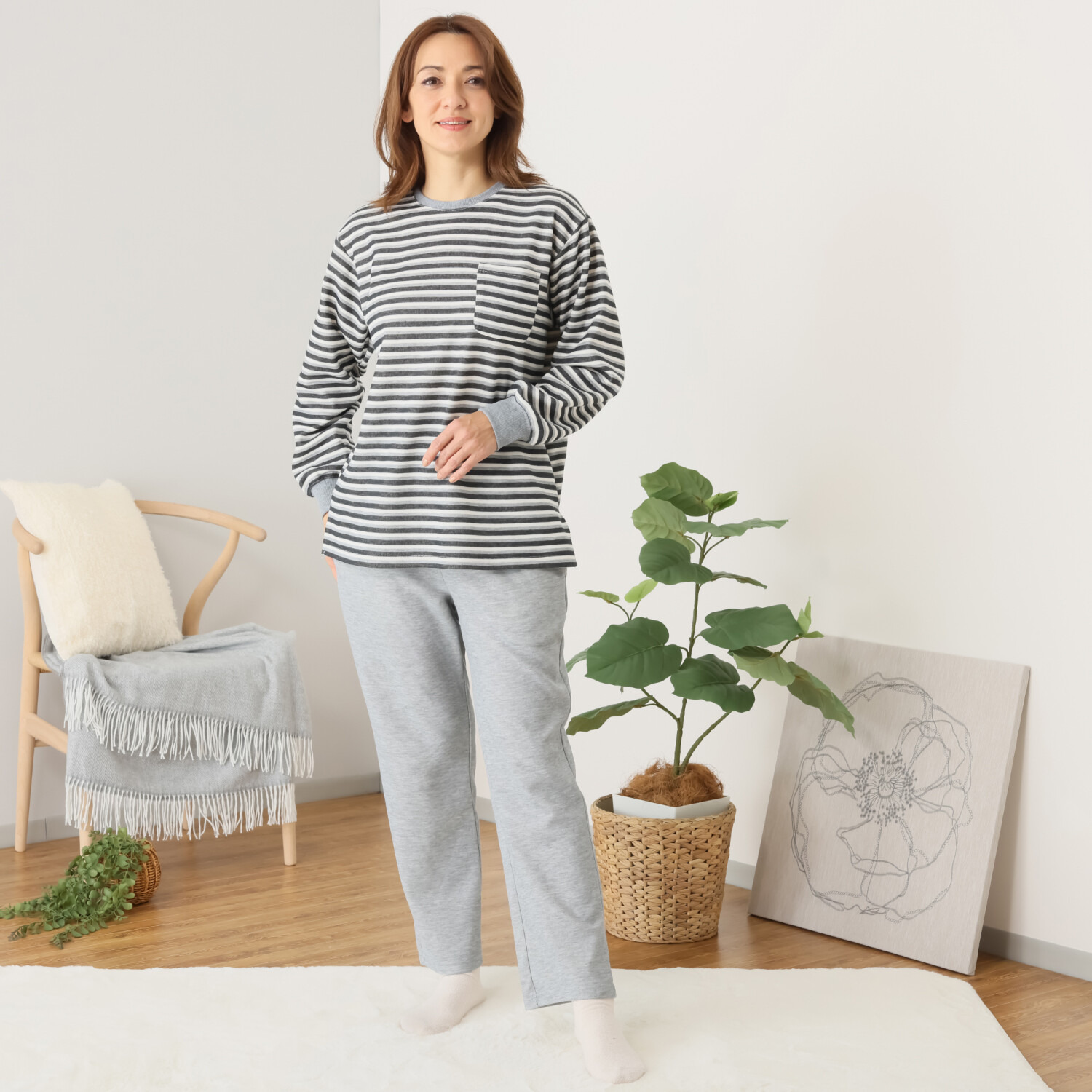 裏側綿１００％ ボーダー柄 柔らかダンボールニット 腹巻付デザインで あったか！ ルームウェア上下セット