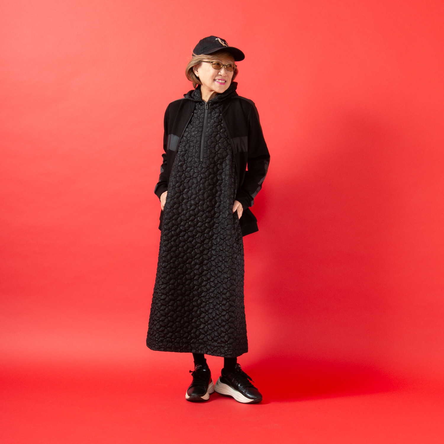 ミニマライズプラス 花柄ジャガードで 甘さもありつつ シャープに着こなせる 大人上品なワンピース