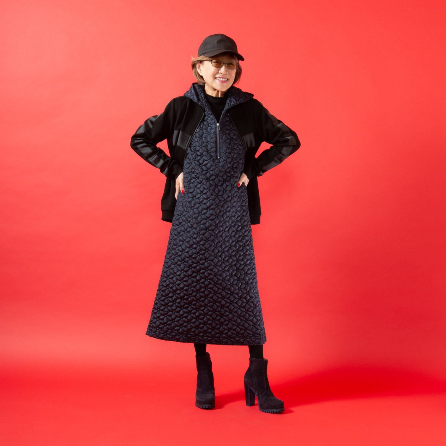 ミニマライズプラス 花柄ジャガードで 甘さもありつつ シャープに着こなせる 大人上品なワンピース