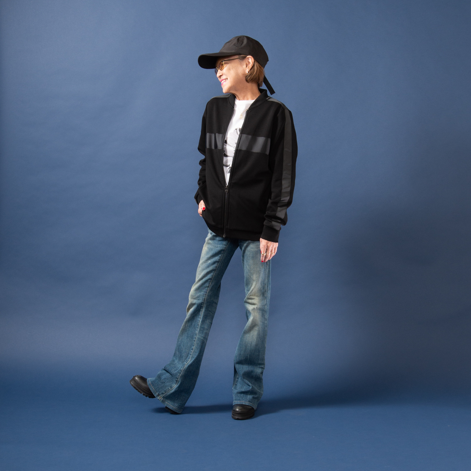 ミニマライズプラス カジュアルな装いにも エレガントな装いにも 羽織れば ちょっとクラス感が！ 大人上品なブルゾン