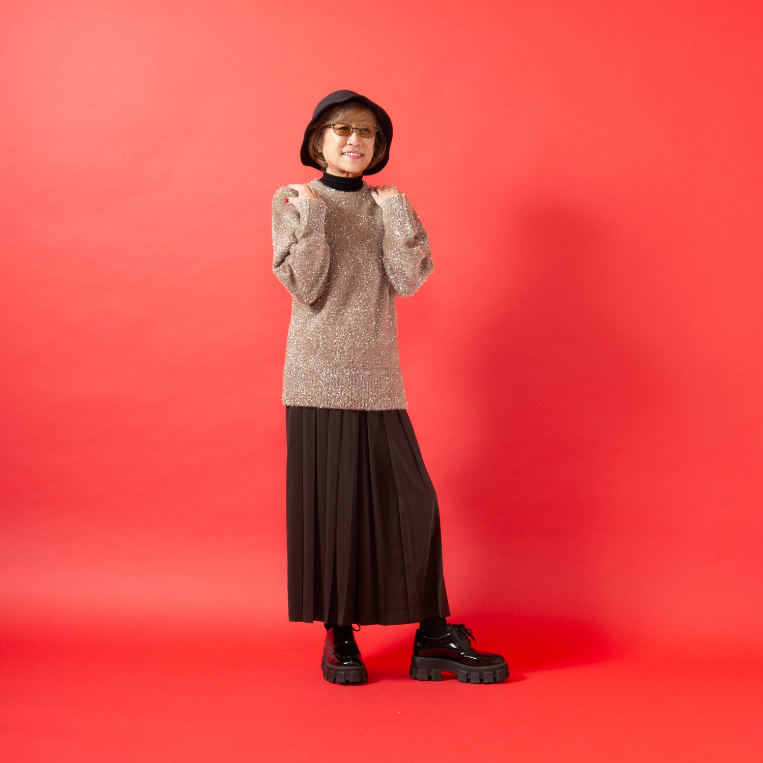 ミニマライズプラス クリスマスを彩る ちょっとラメ糸で大人の 上品なキラキラ感を楽しむ 気持ちが上がる ニットプルオーバー