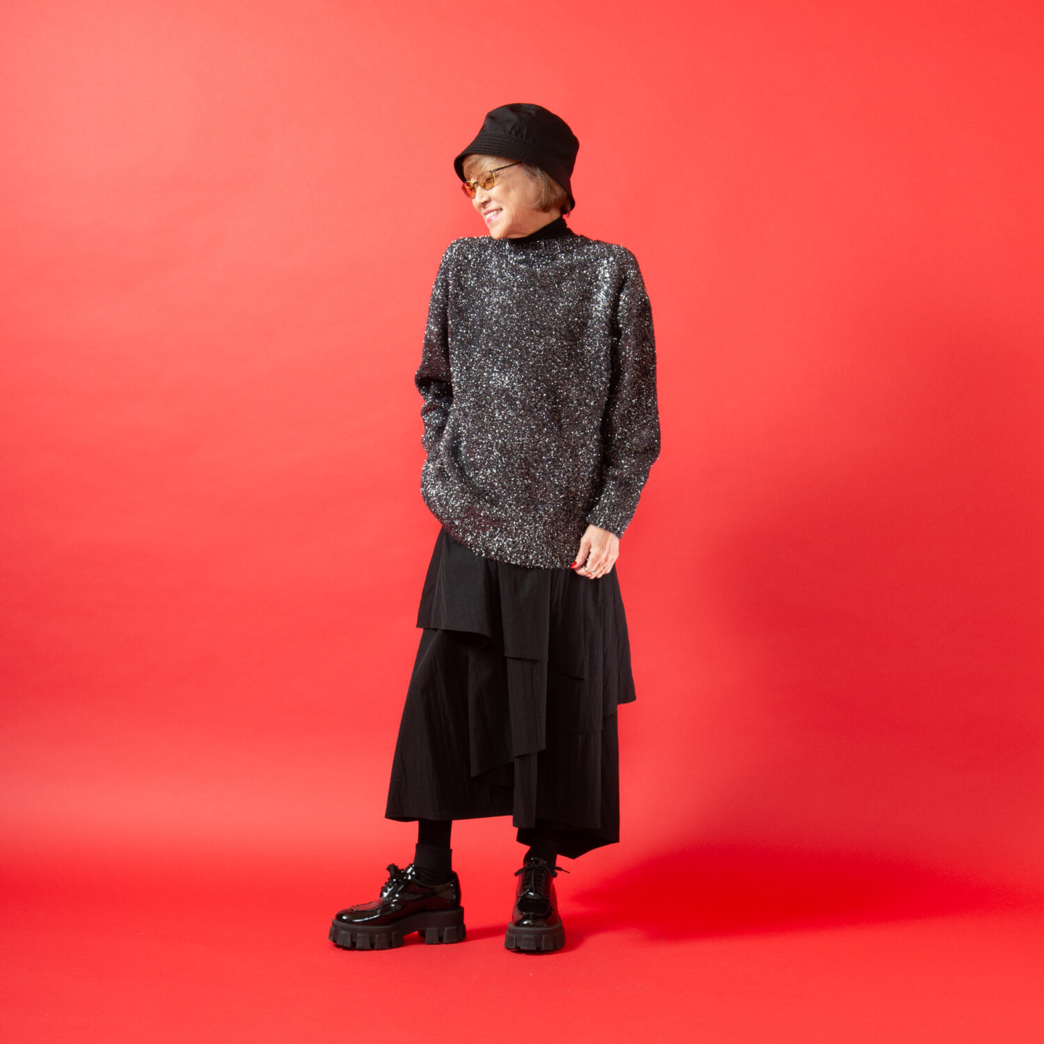 ミニマライズプラス クリスマスを彩る ちょっとラメ糸で大人の 上品なキラキラ感を楽しむ 気持ちが上がる ニットプルオーバー