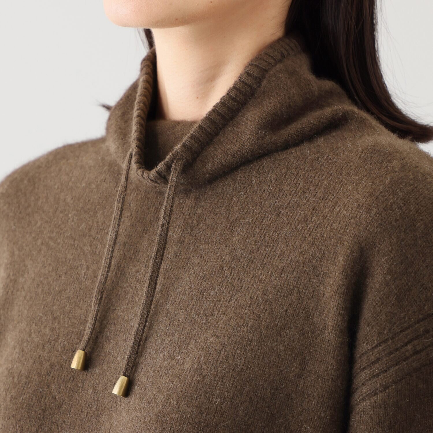 ネイチャーズ 無染色ヤク セミワイドシルエット スタンドカラー プルオーバー