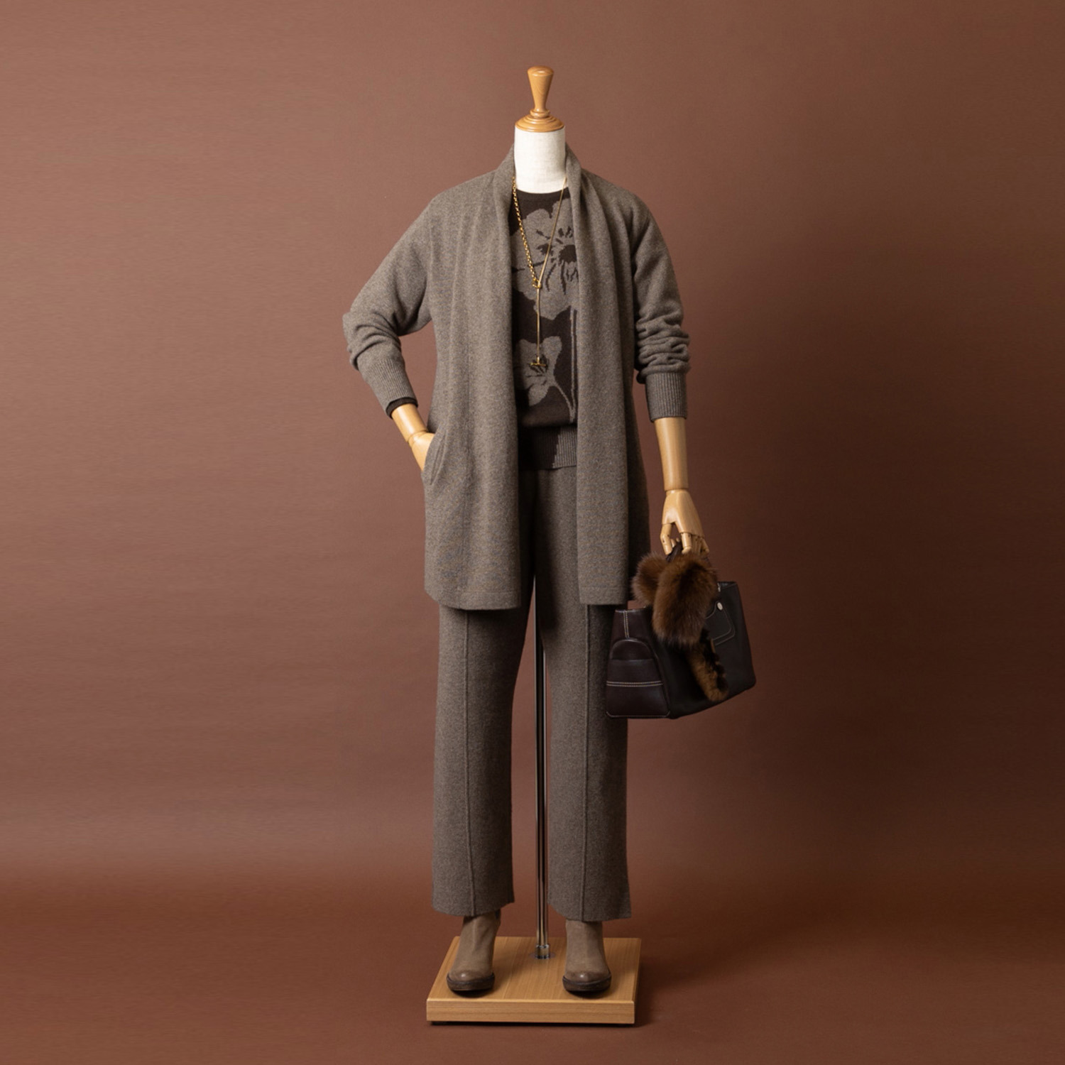 ネイチャーズ 無染色ヤク Ａライン カーディガン