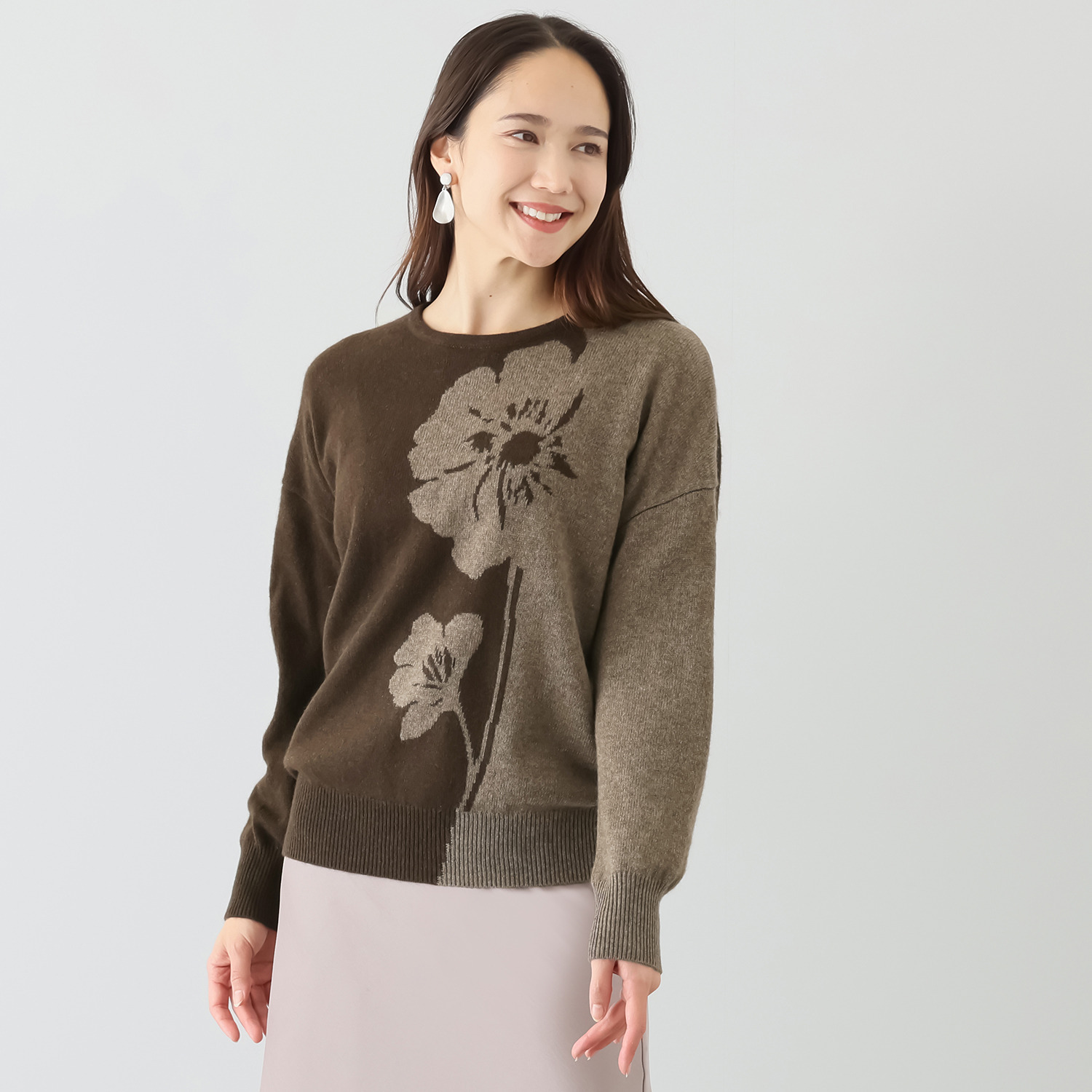 ネイチャーズ 無染色ヤク フラワー柄 インターシャ プルオーバー