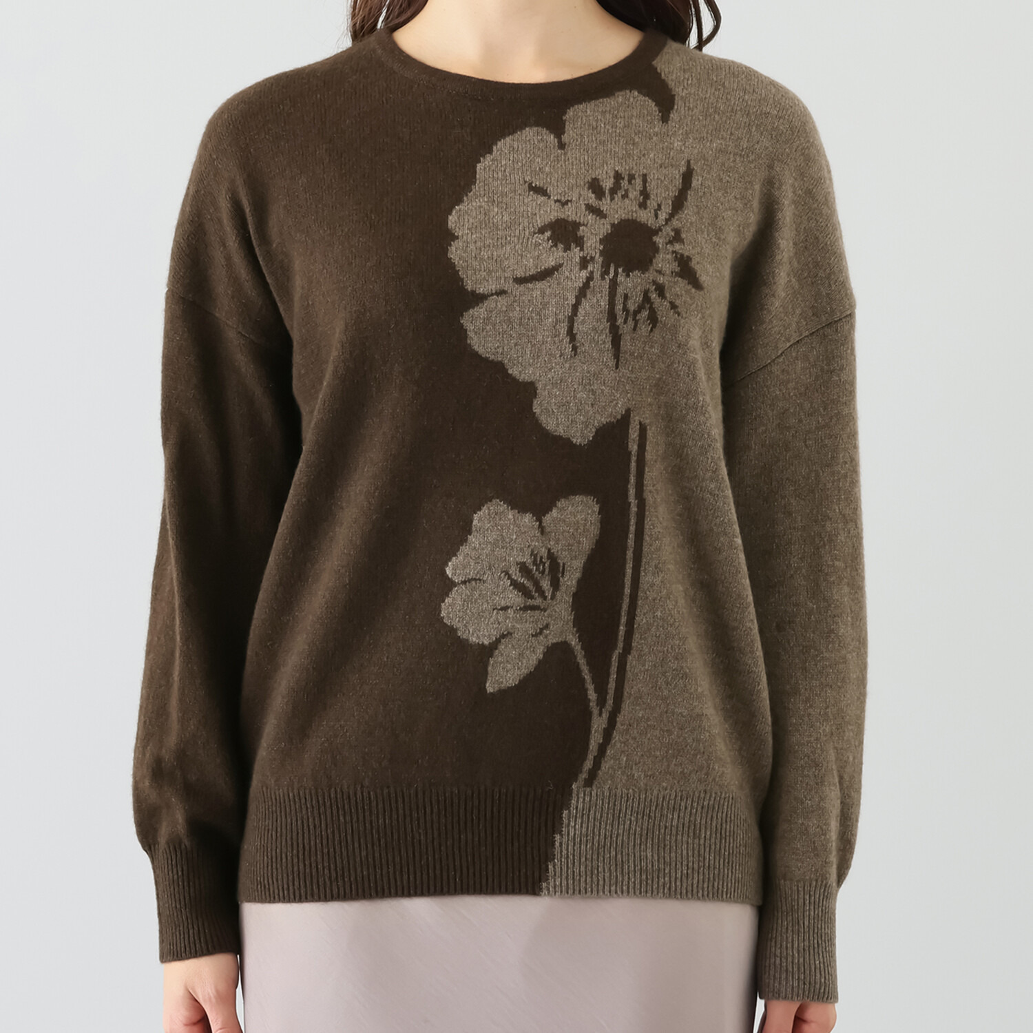 ネイチャーズ 無染色ヤク フラワー柄 インターシャ プルオーバー