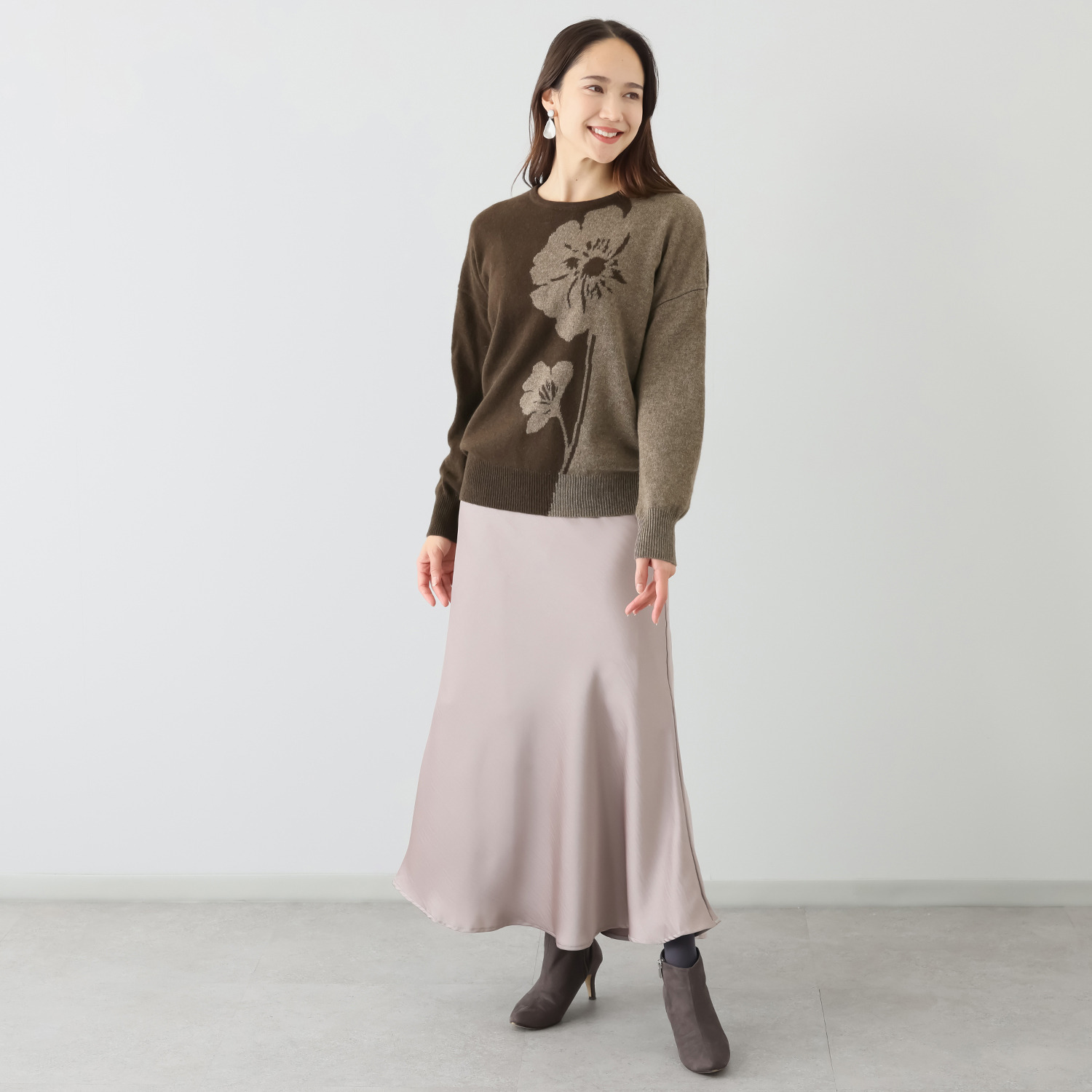 ネイチャーズ 無染色ヤク フラワー柄 インターシャ プルオーバー