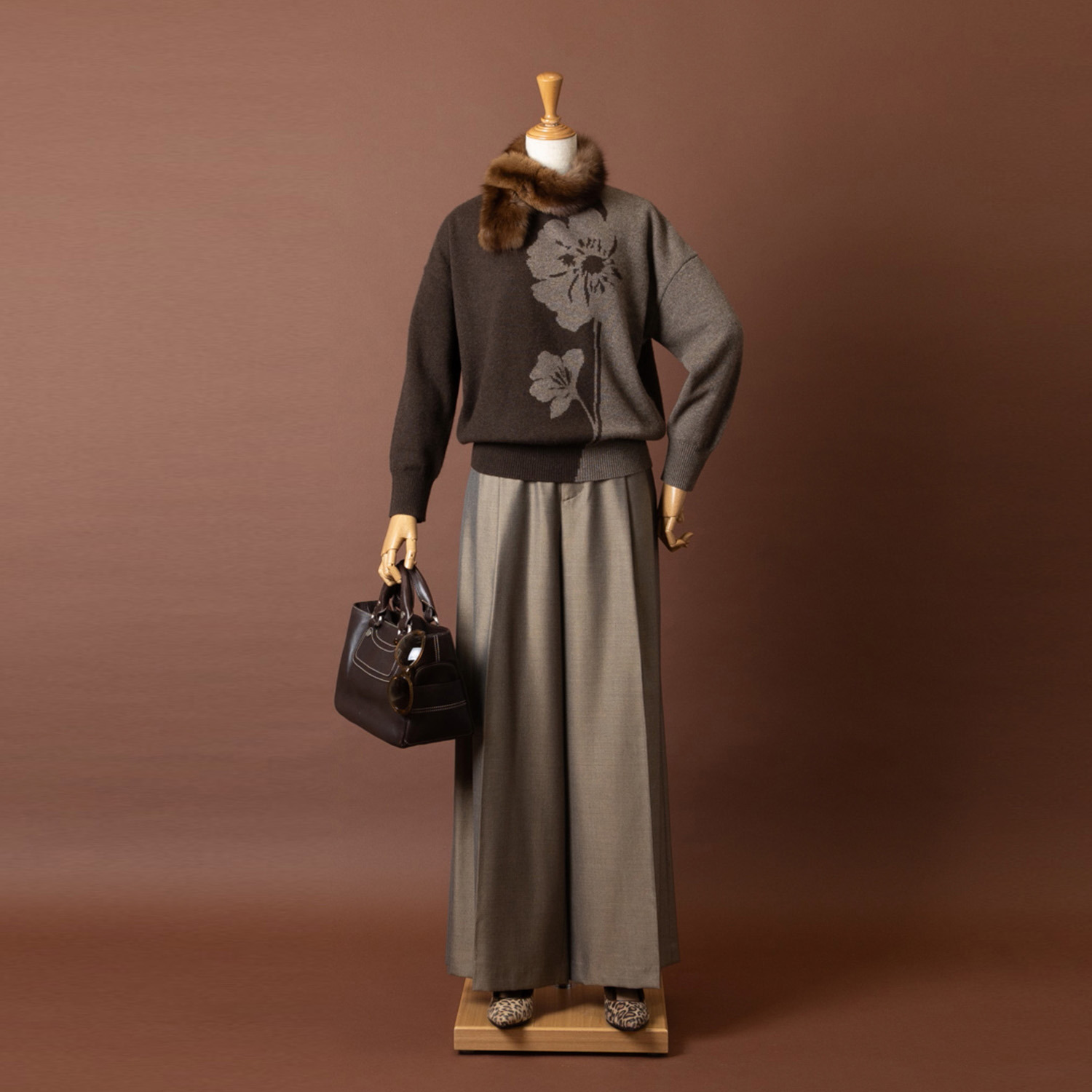 ネイチャーズ 無染色ヤク フラワー柄 インターシャ プルオーバー