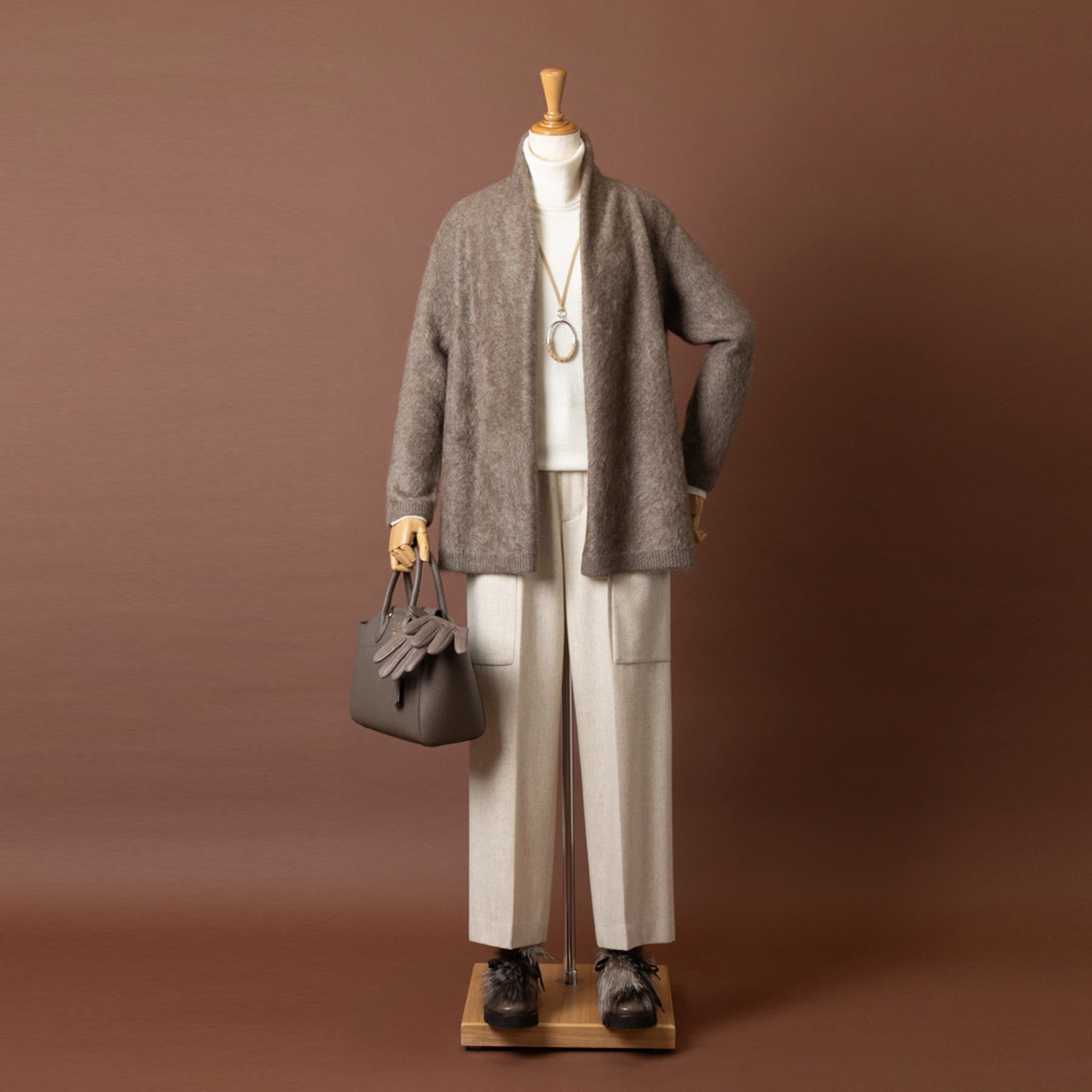 ネイチャーズ 無染色ヤク ファー加工 Ａラインカーディガン