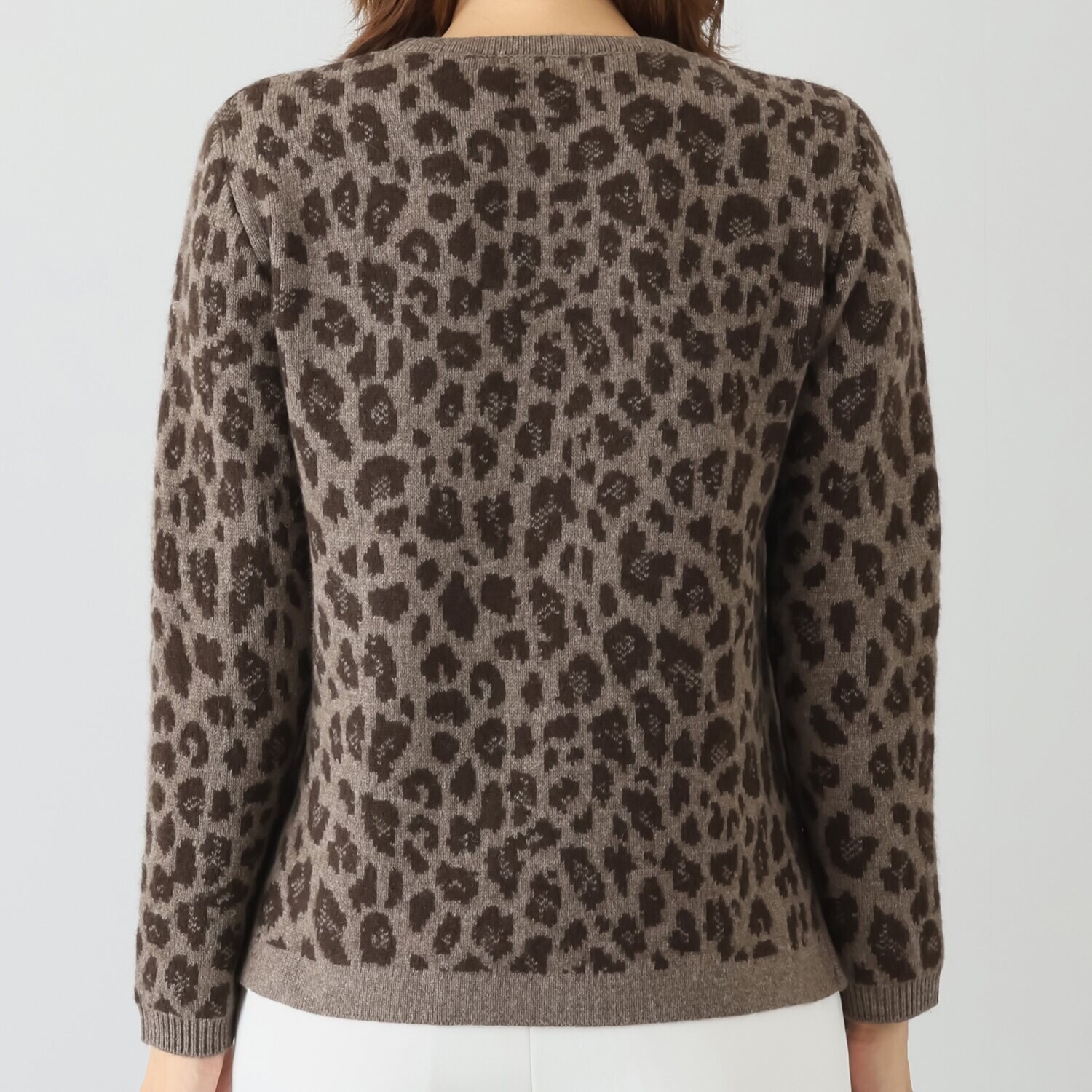 ネイチャーズ 無染色ヤク レオパード柄 プルオーバー