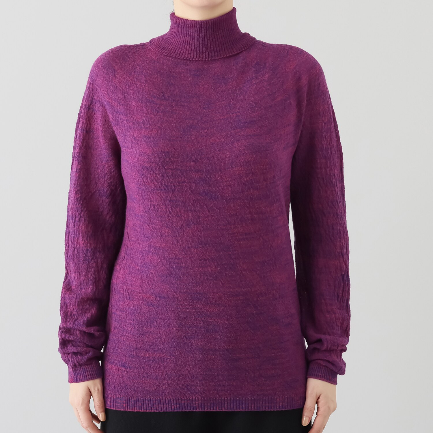 イイネス ウール タートルネック プルオーバー
