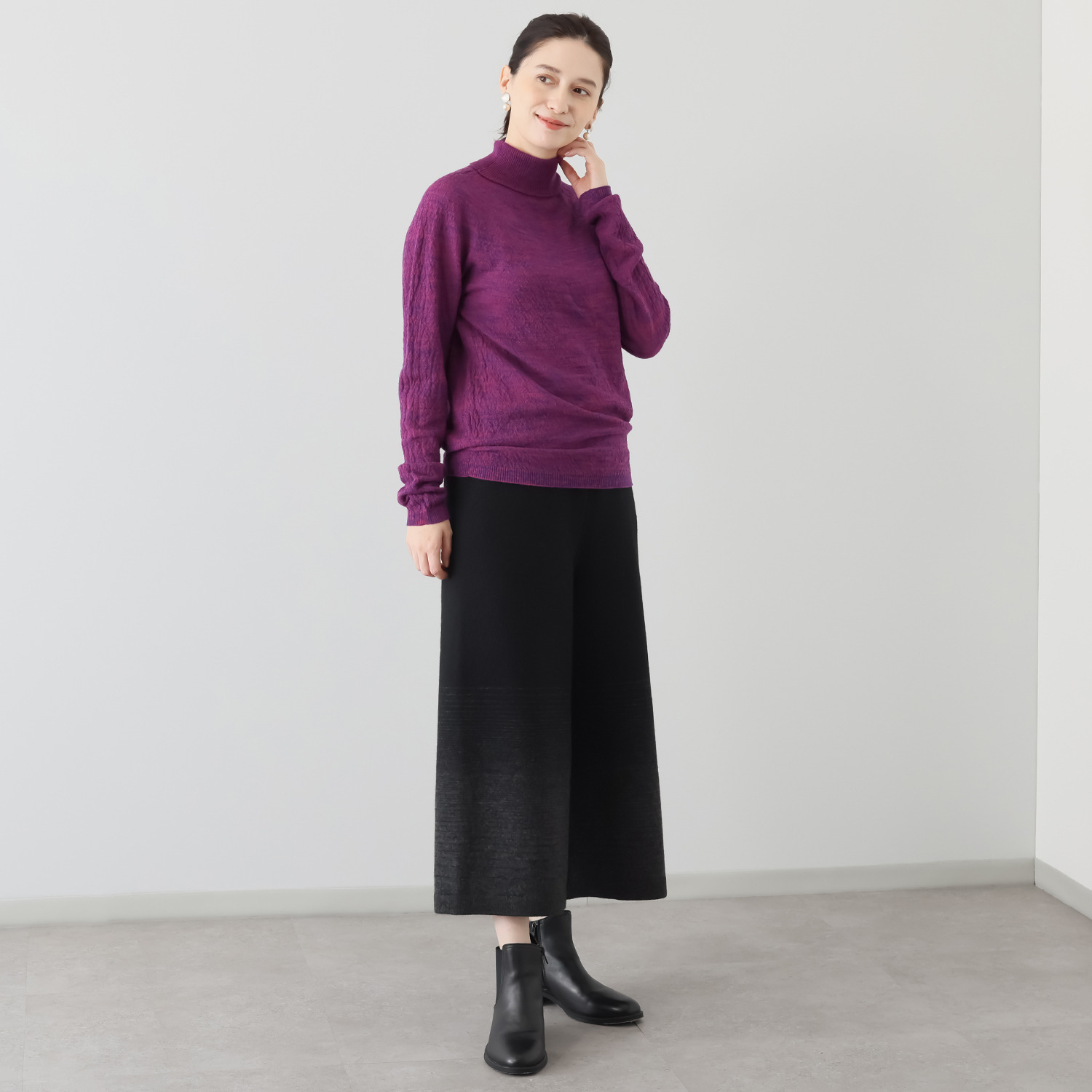 イイネス ウール タートルネック プルオーバー