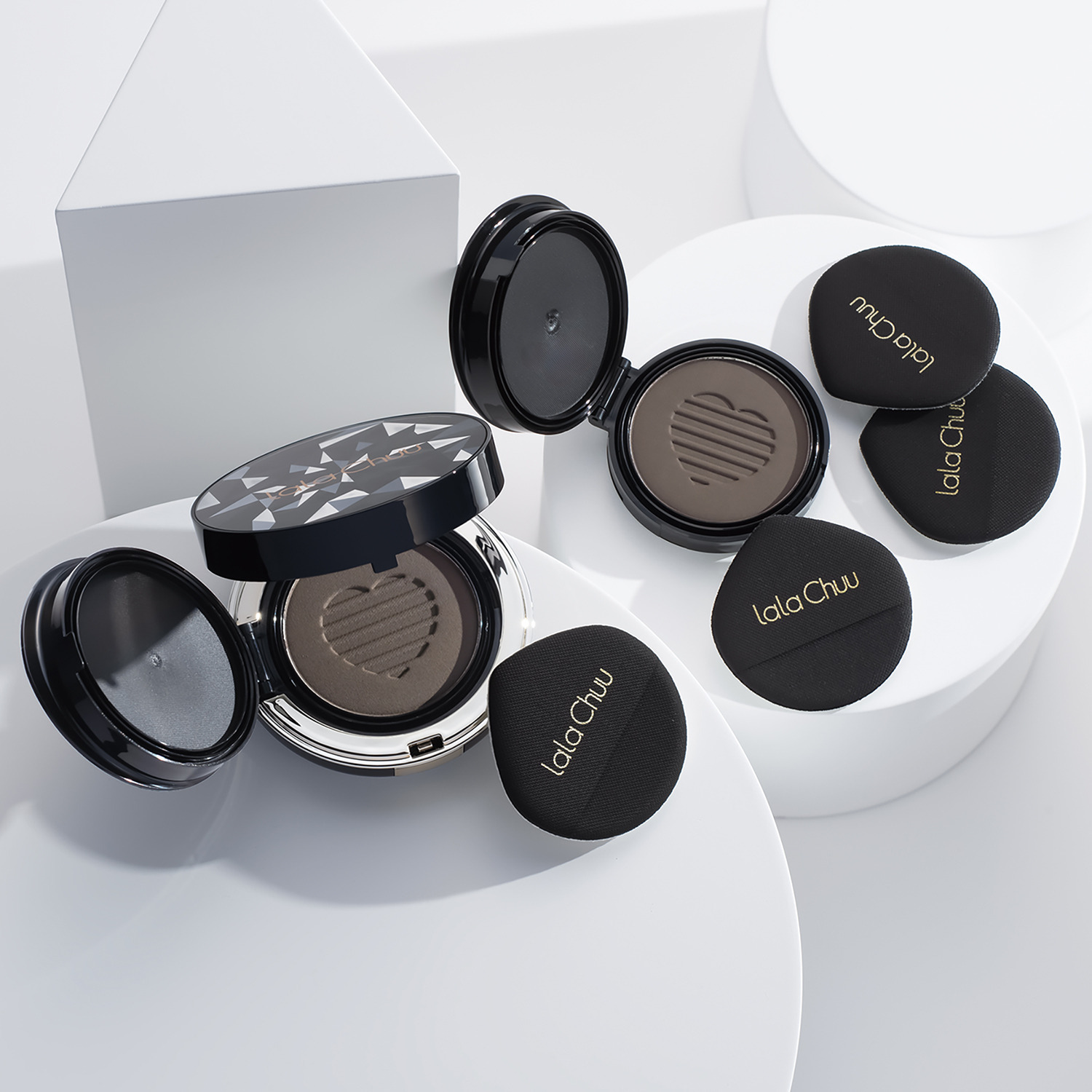 ララチュー デビュー６周年 メイク効果で薄毛と白髪を 簡単瞬時にカバー ヘアファンデーション プレミアムＥＸ ＜ダークブラウン＞ ２個分パフ２枚付セット