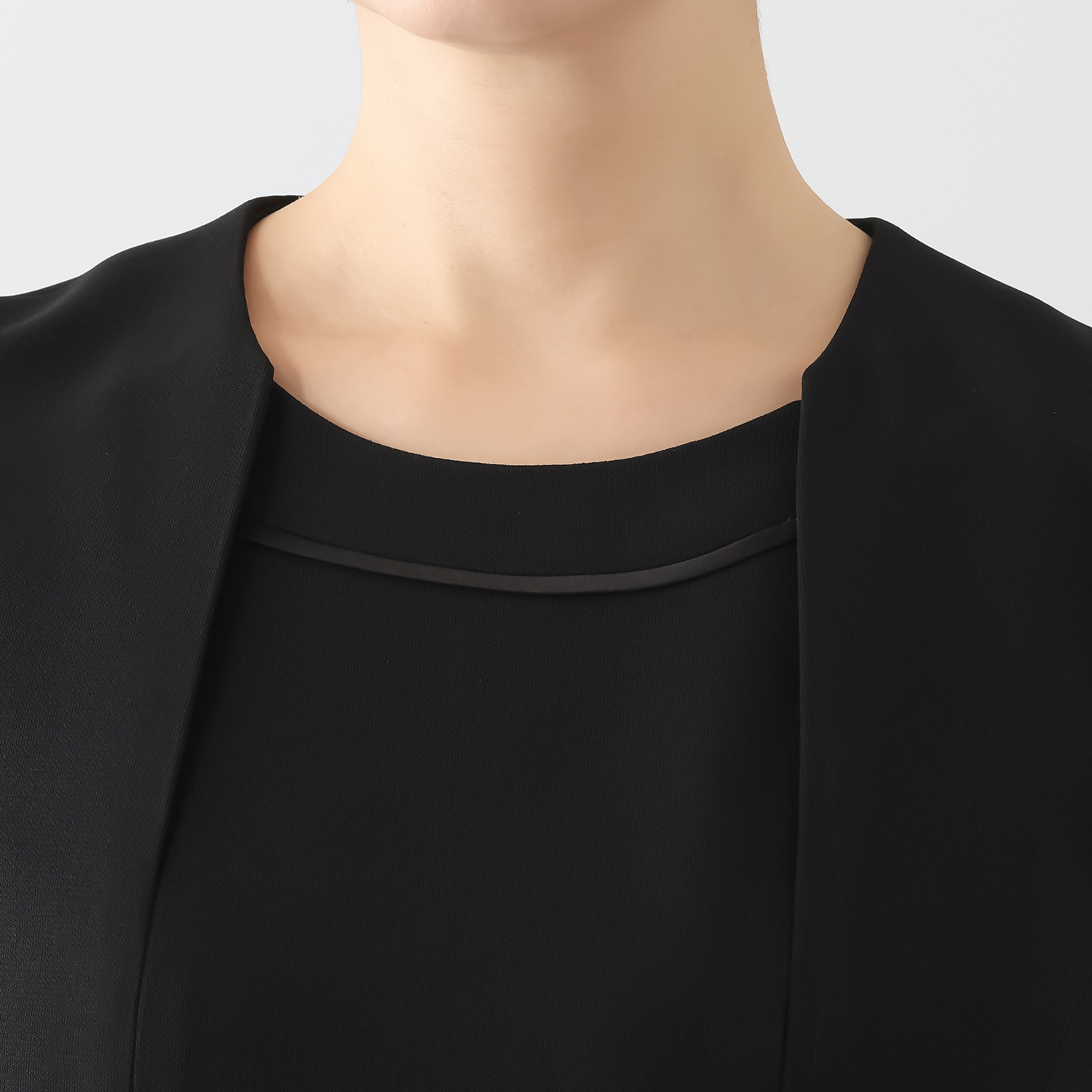 ニュイ ブラックフォーマル 洗濯機で洗える ロング丈アンサンブル 着丈：１１８〜１２０ｃｍ