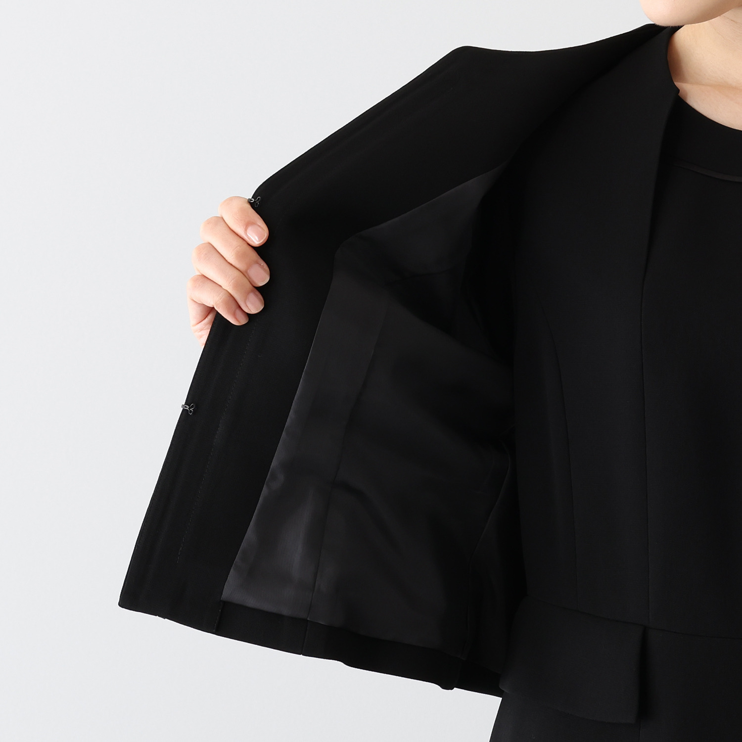 ニュイ ブラックフォーマル 洗濯機で洗える ロング丈アンサンブル 着丈：１１０〜１１２ｃｍ