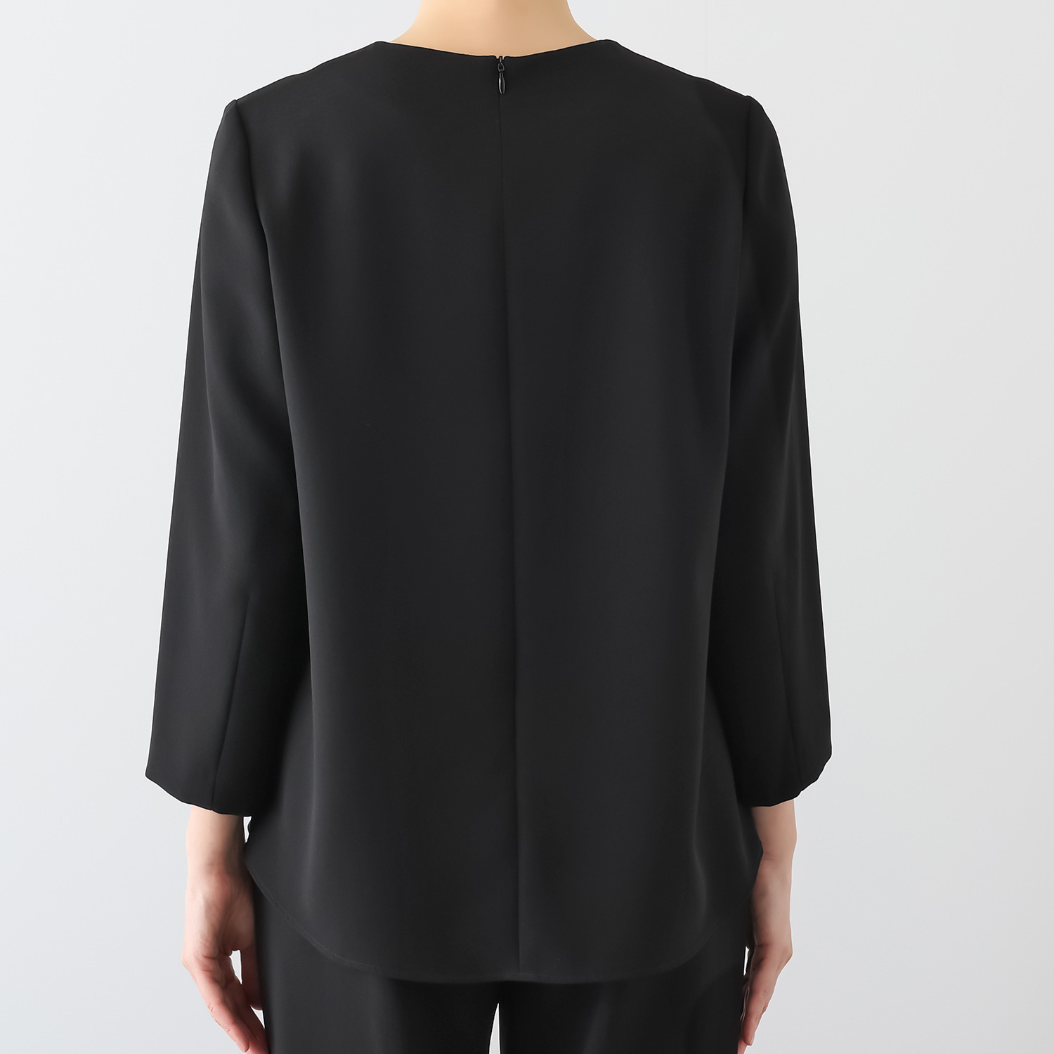 ニュイ ブラックフォーマル 洗濯機で洗える パールビジュウ付ブラウス