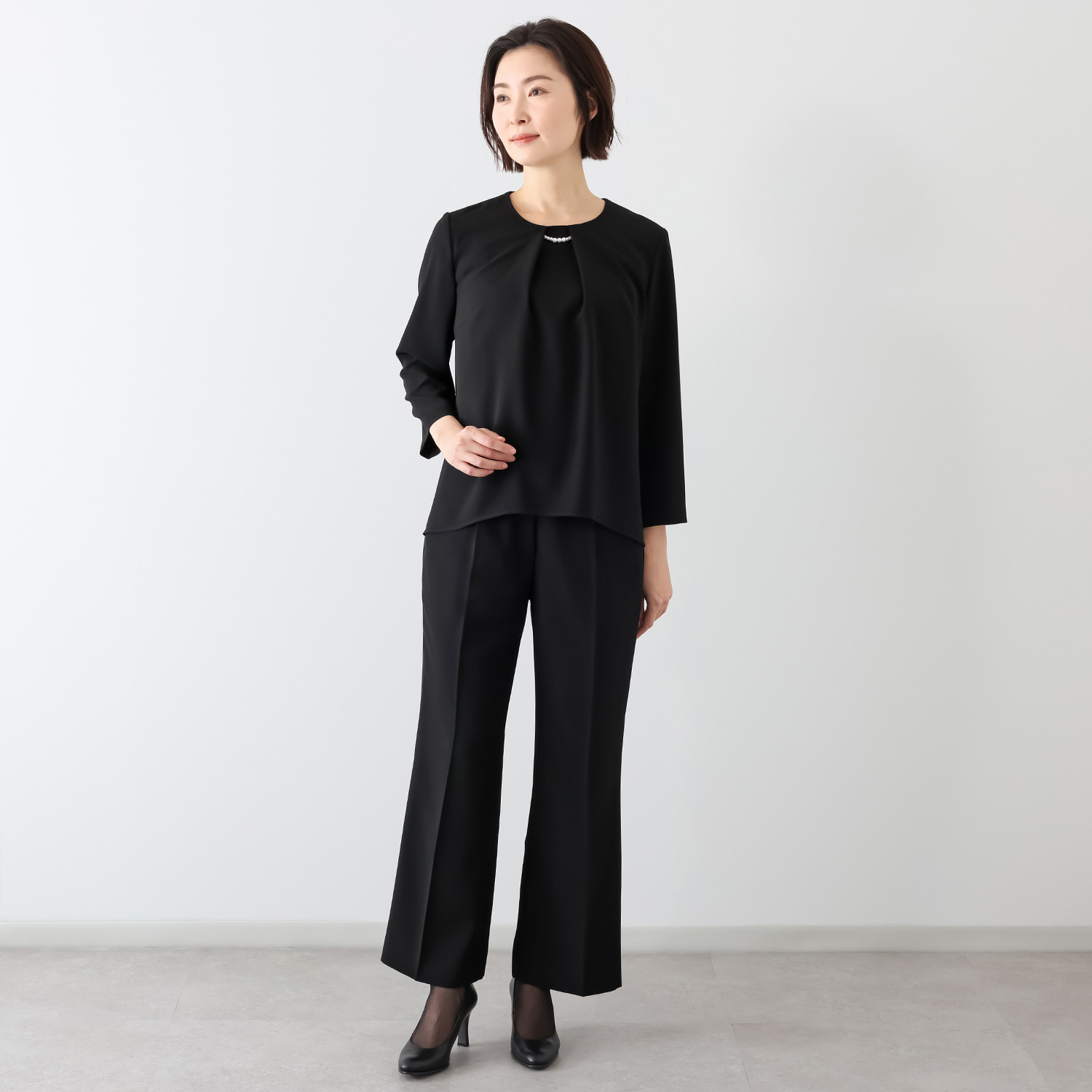 ニュイ ブラックフォーマル 洗濯機で洗える セミフレアーパンツ