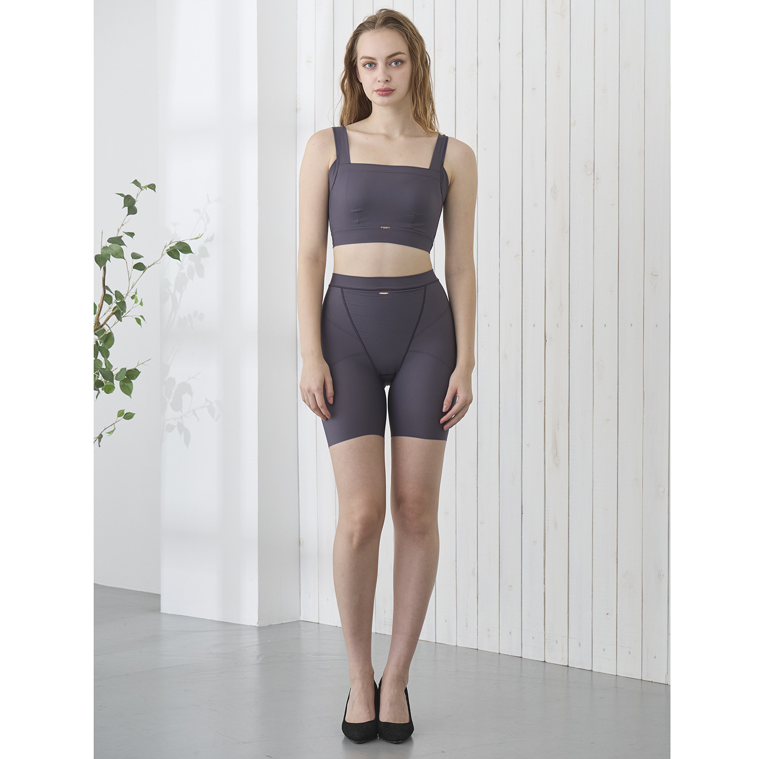 サラコレクション ３６０度から快適サポート 綿混フレックスムーブ 二分丈ガードル